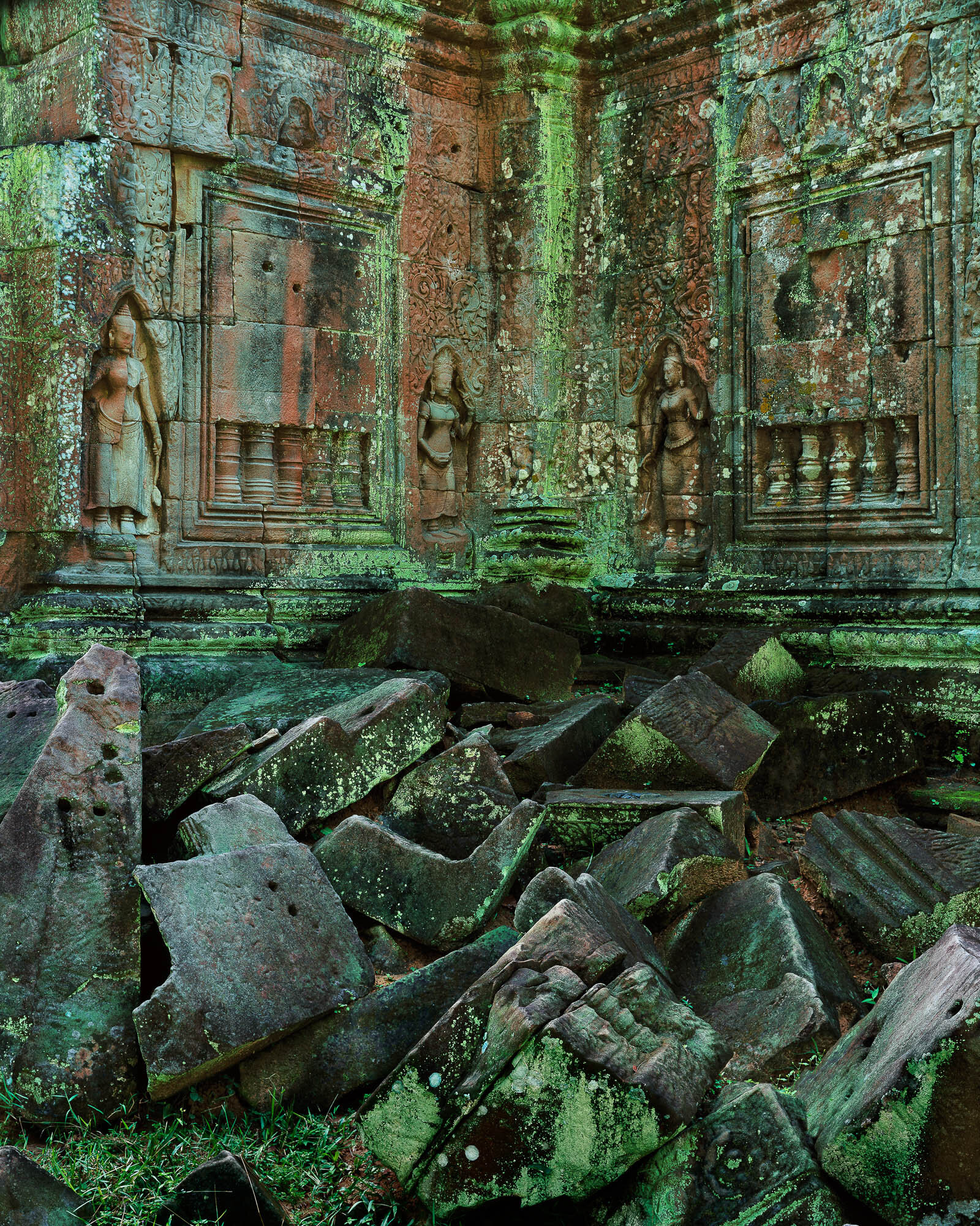 Apsaras, Lichens and Blocks, Ta Som; Angkor, Cambodia