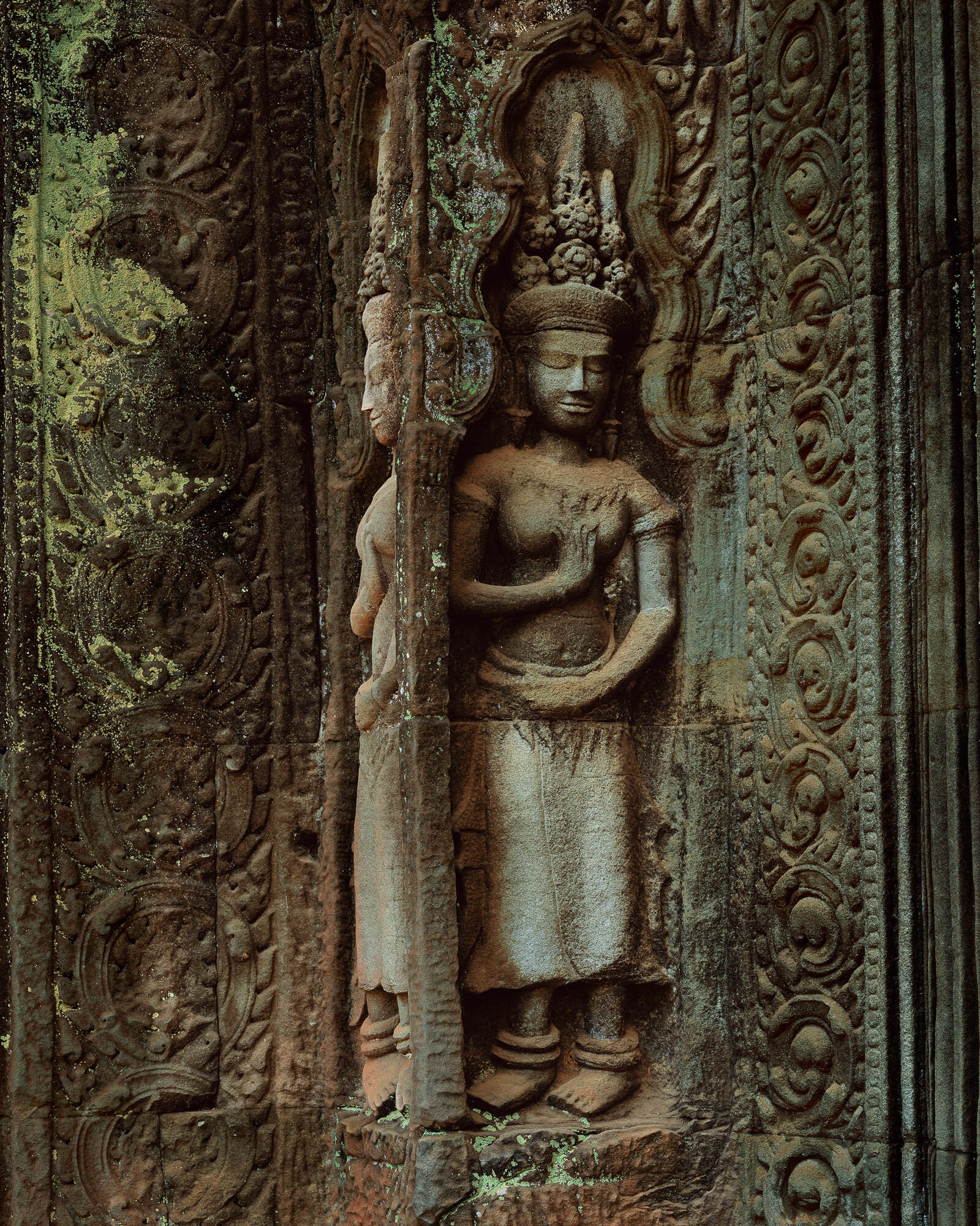 Corner Apsaras, Prasat Ta Prohm; Angkor, Cambodia