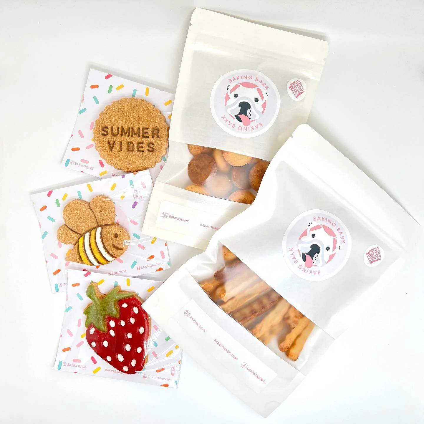 Introducing our Summer Treat Box 🍓🐝 Make those sun-soaked days with your four-legged adventure buddy even more fun! 
Baked fresh to order, these gourmet dog treats aren't just cute – they're made with high-quality ingredients and individuall