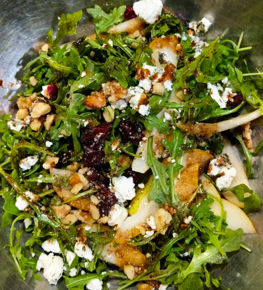 Arugula &amp; Pear Salad with Goat Cheese