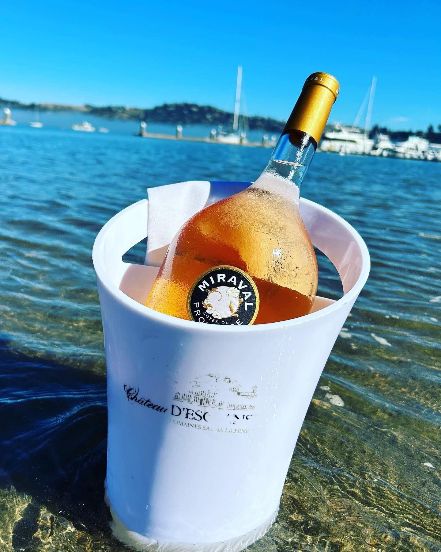 Encore une belle journ&eacute;e au Garage 😎  #sunshine #indiansummer #california #westcoast #roseallday #bistro #frenchfood #cheers #bonappetit