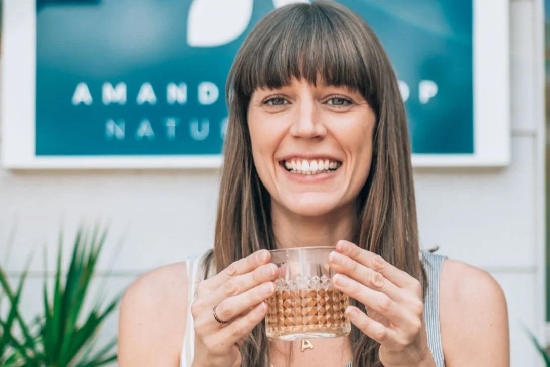 Amanda Astrop naturopath drinking tea