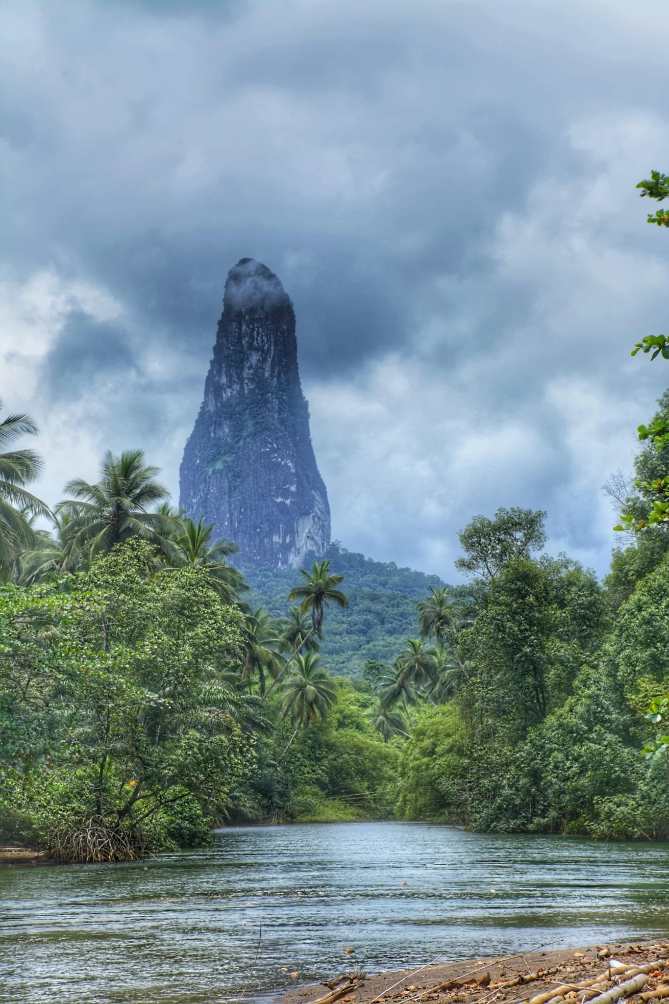Fondation Micondó, Java, São Tomé et Príncipe