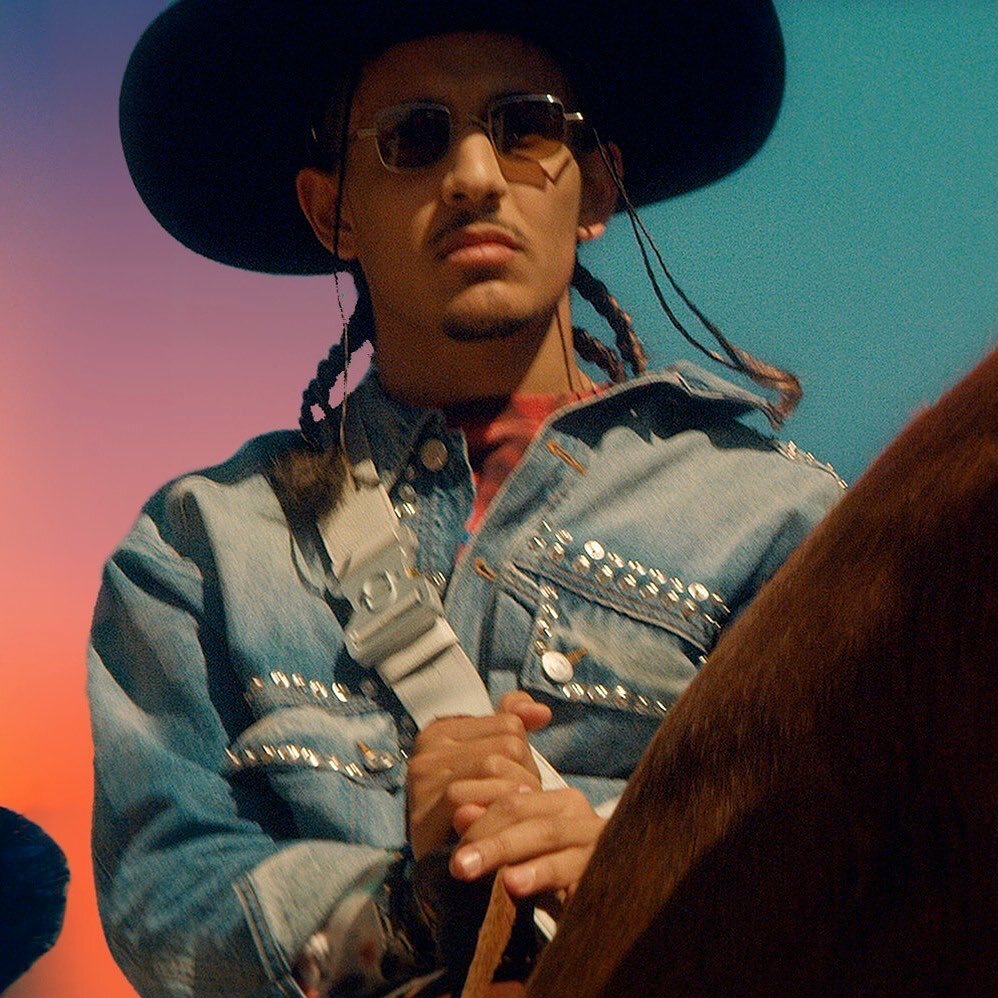 MOHA - PARANO&Iuml;ACK

New project came out this Sunday 12th for @moha_2mz 
We shot this video clip in the US, in a real western set.

Vid&eacute;oclip directed by @felicitybenprice 🤩 
Proud to have been by your side for this project. 

#moha2mz #m