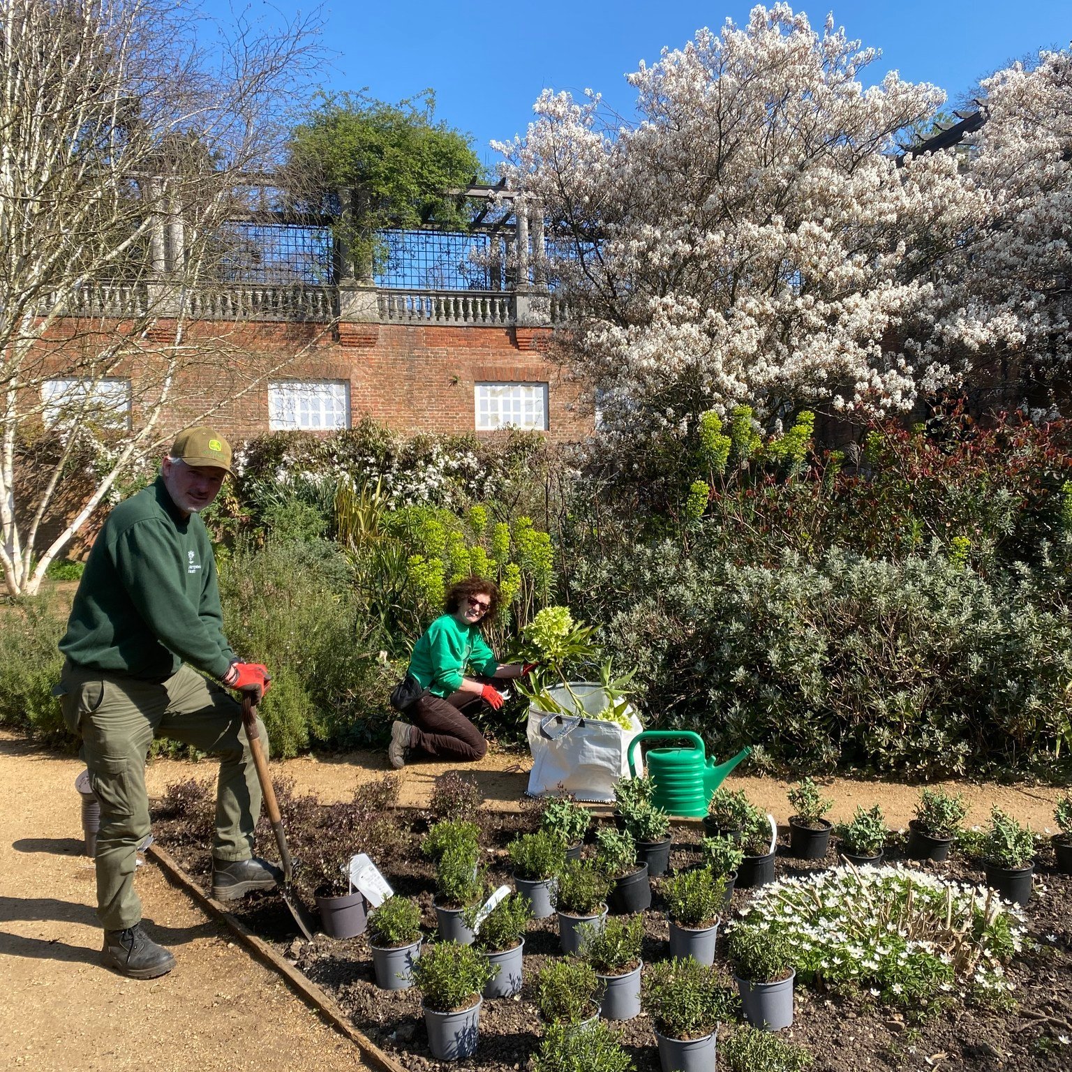 It's Volunteers Week and so we'd like to say a HUGE THANK YOU to all our volunteers who help us run our programmes on our green spaces, contributing over 17,000 volunteering hours in 2024-25!
On day 1 - we're celebrating our amazing conservation and