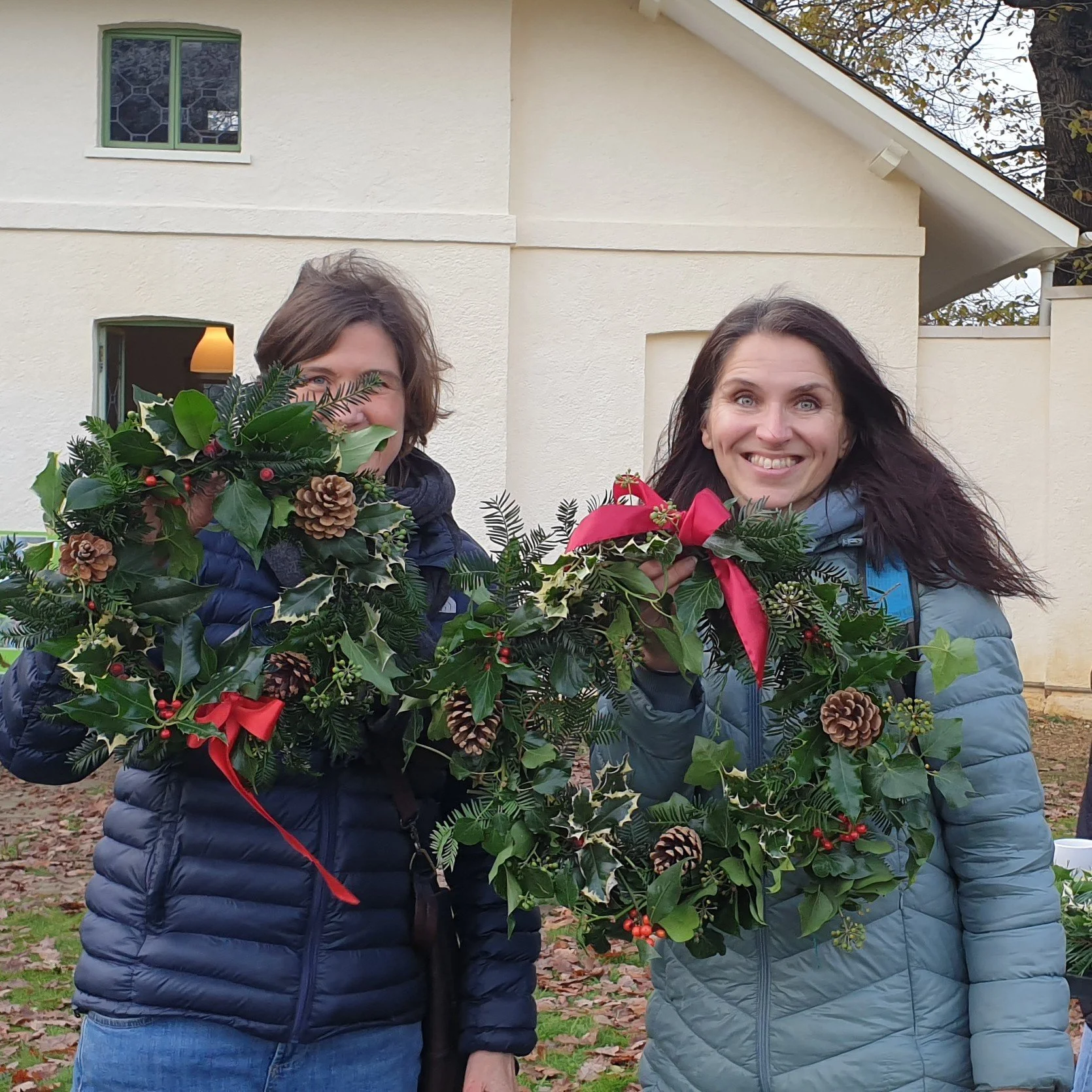 Our festive wreath workshops start tomorrow 2nd Dec and run until 13th Dec! 
Join us to make a wreath from natural materials (+ a few ribbons and decorations!) and enjoy some festive treats and hot drinks on Hampstead Heath or at Kenwood! 
Tickets ar