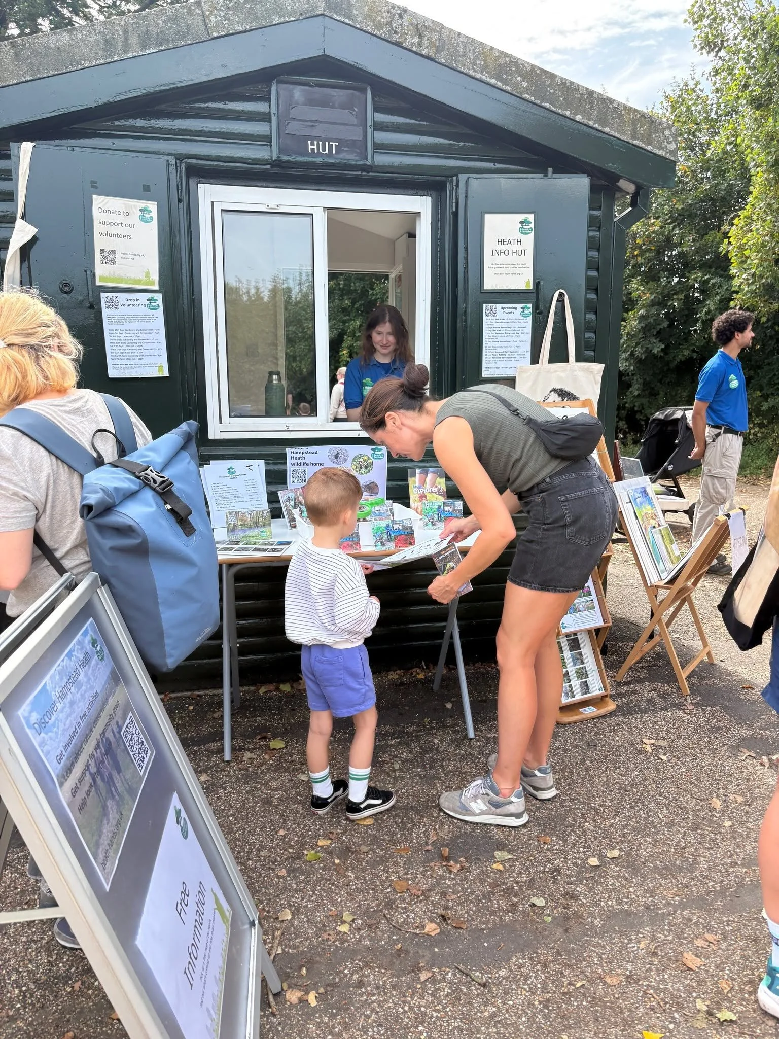 The Heath Info Hut will be CLOSED tomorrow Saturday 1st, and next week Saturday 8th. There will be NO drop-in litter picking sessions on either day. We look forward to seeing everyone again soon!👋

#update #temporaryclosure