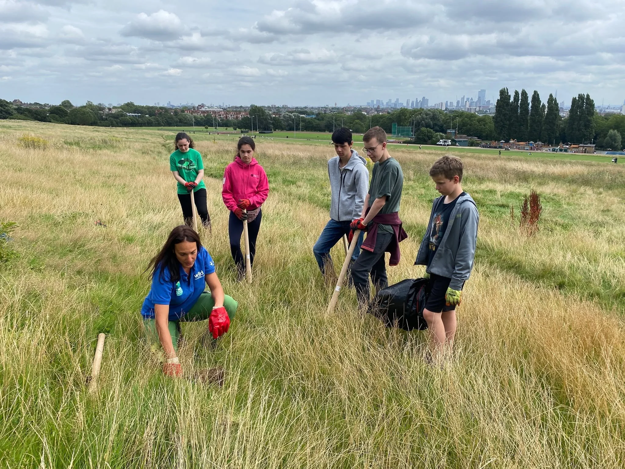 Did you catch our post last week announcing the NEW Hampstead Heath Eco Club? Don't fret if you didn't - here's the lowdown:

HHEC is a new club for young people aged 10-17 who are passionate about the environment, want to learn more about the natura