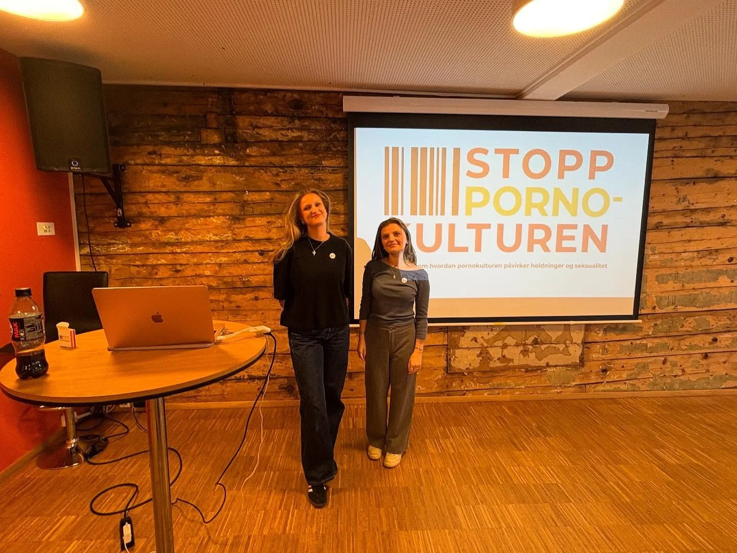 ✊Solveig og Rakel holder foredrag og leder diskusjonen p&aring; Litteraturhuset i Bergen i kveld
