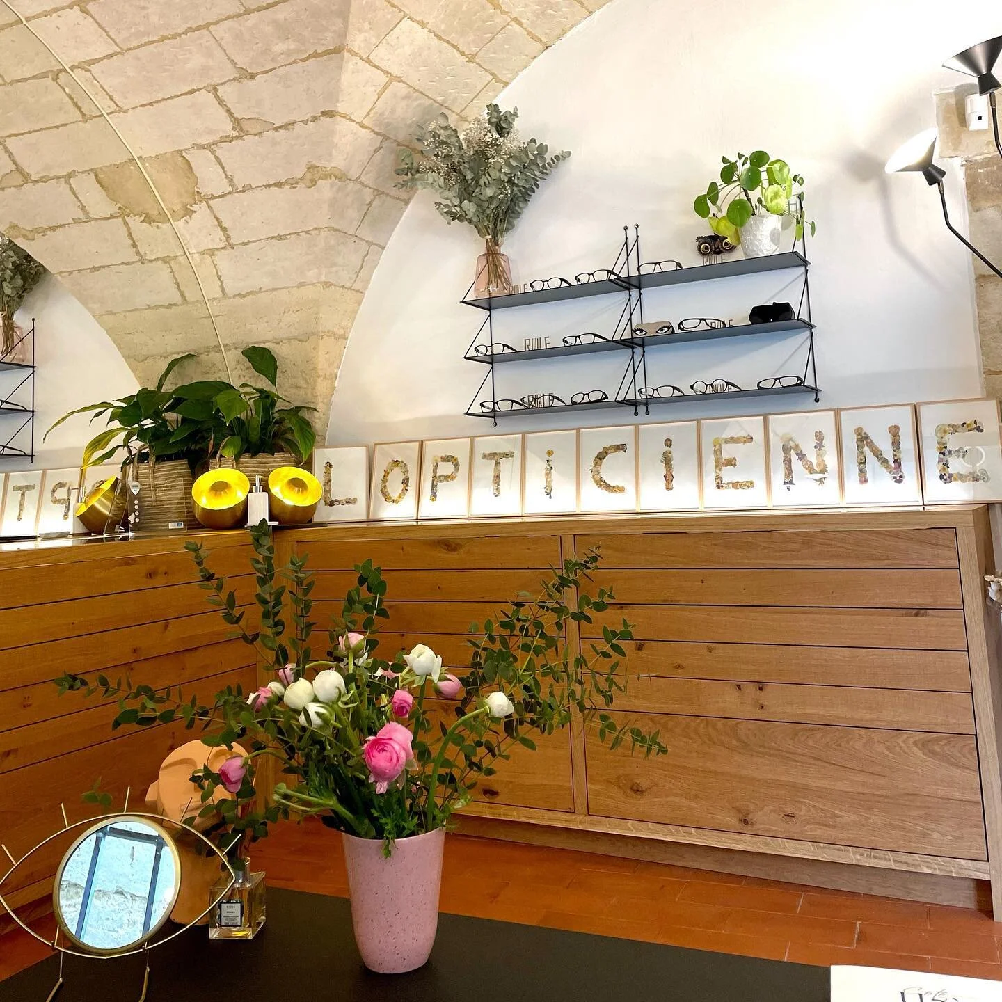 #opticiencreateur #exclusivit&eacute; #lunetier #lunetiercreateur #creation #independant #uzes #lavueestbelle #mesclientssontlesplusbeaux #mesclientssontlesplussympas @madeingard.fr @uzesfrance