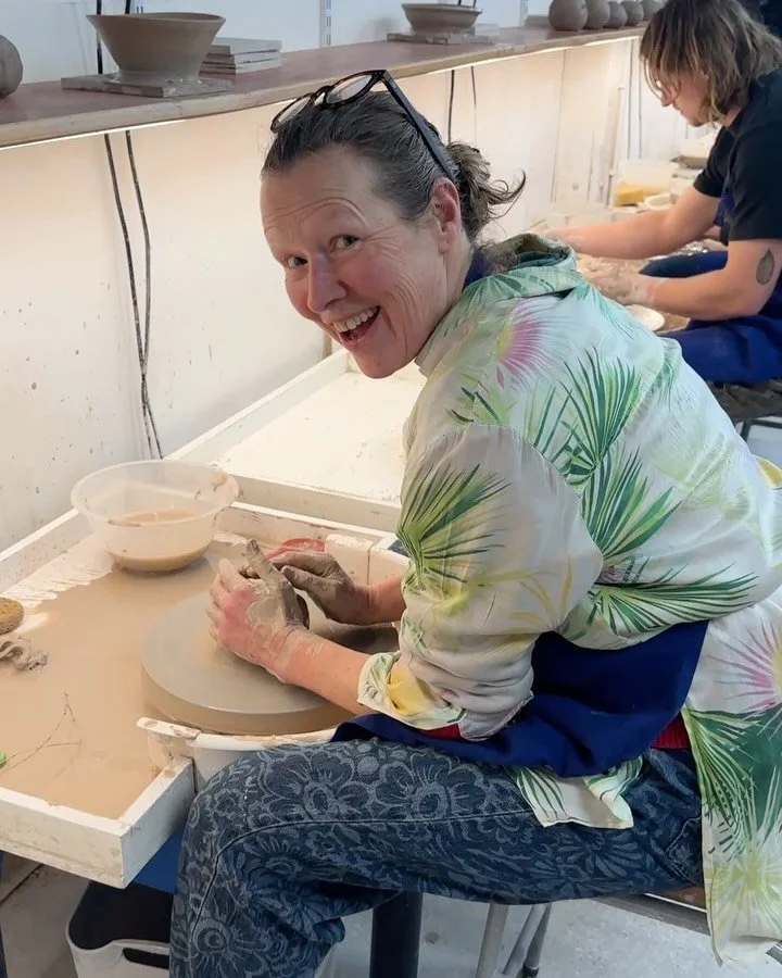 Taster session at the pottery! SO inspiring and the best teacher I&rsquo;ve ever come across for throwing on the wheel ⭐️⭐️⭐️🎯 #pottery #creativity #centering @pottery.gagliano