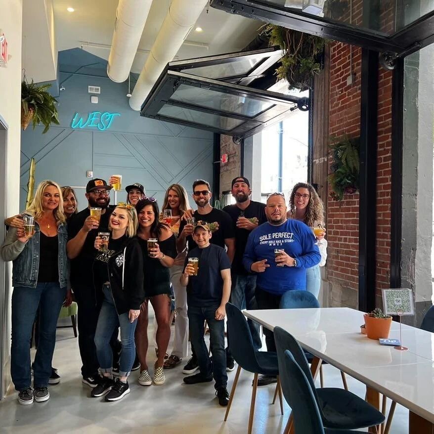 What a great weekend in #sandiego . Thanks you @hopsyndicate for setting it all up! Great beer, great people, so great to see familiar faces and meet new ones! Can't wait for the next one! 

#beer #craftbeer #craftnotcrap #beercation #beertour #bus #