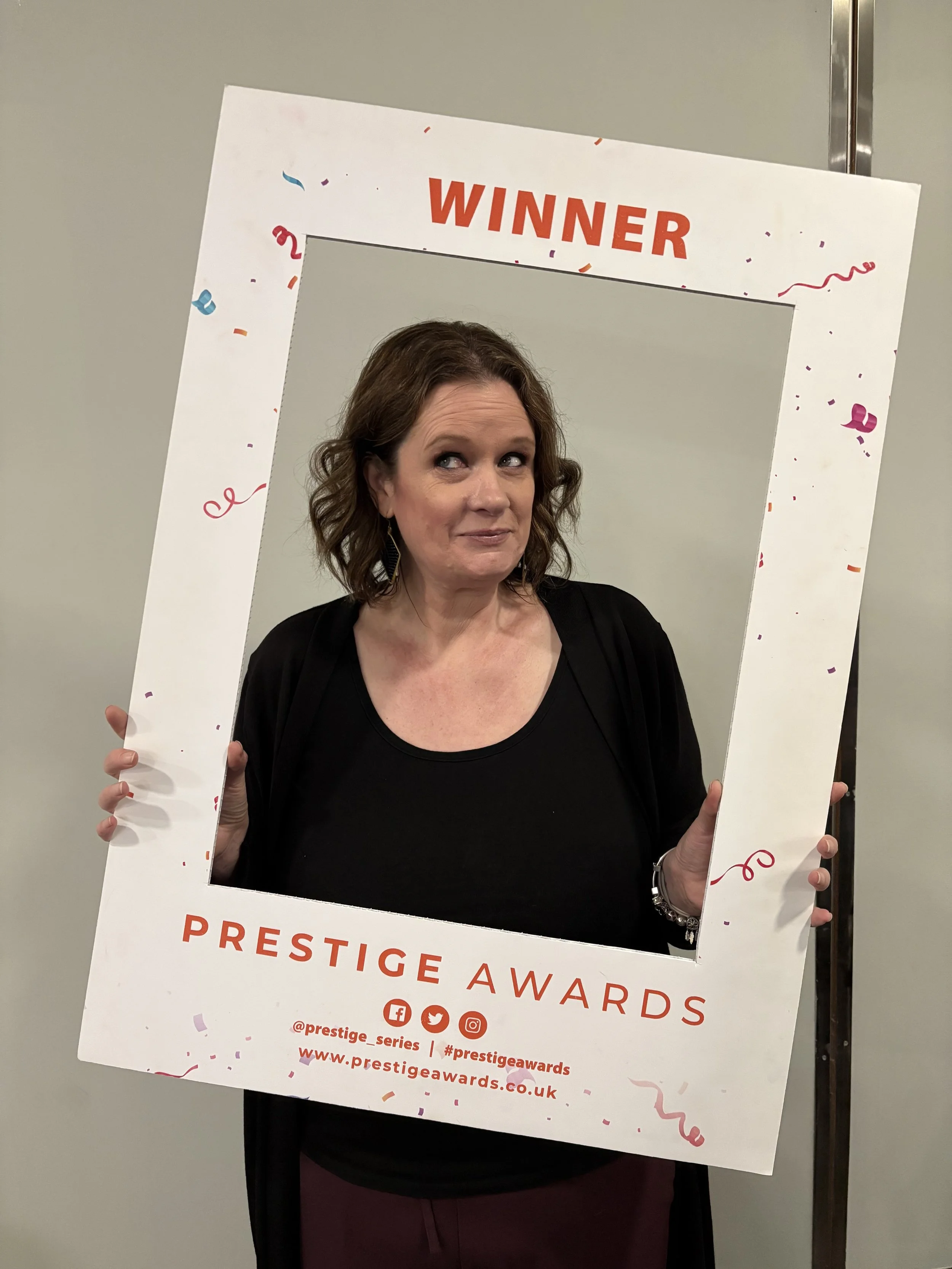 Winner - cute face, looking up.jpg