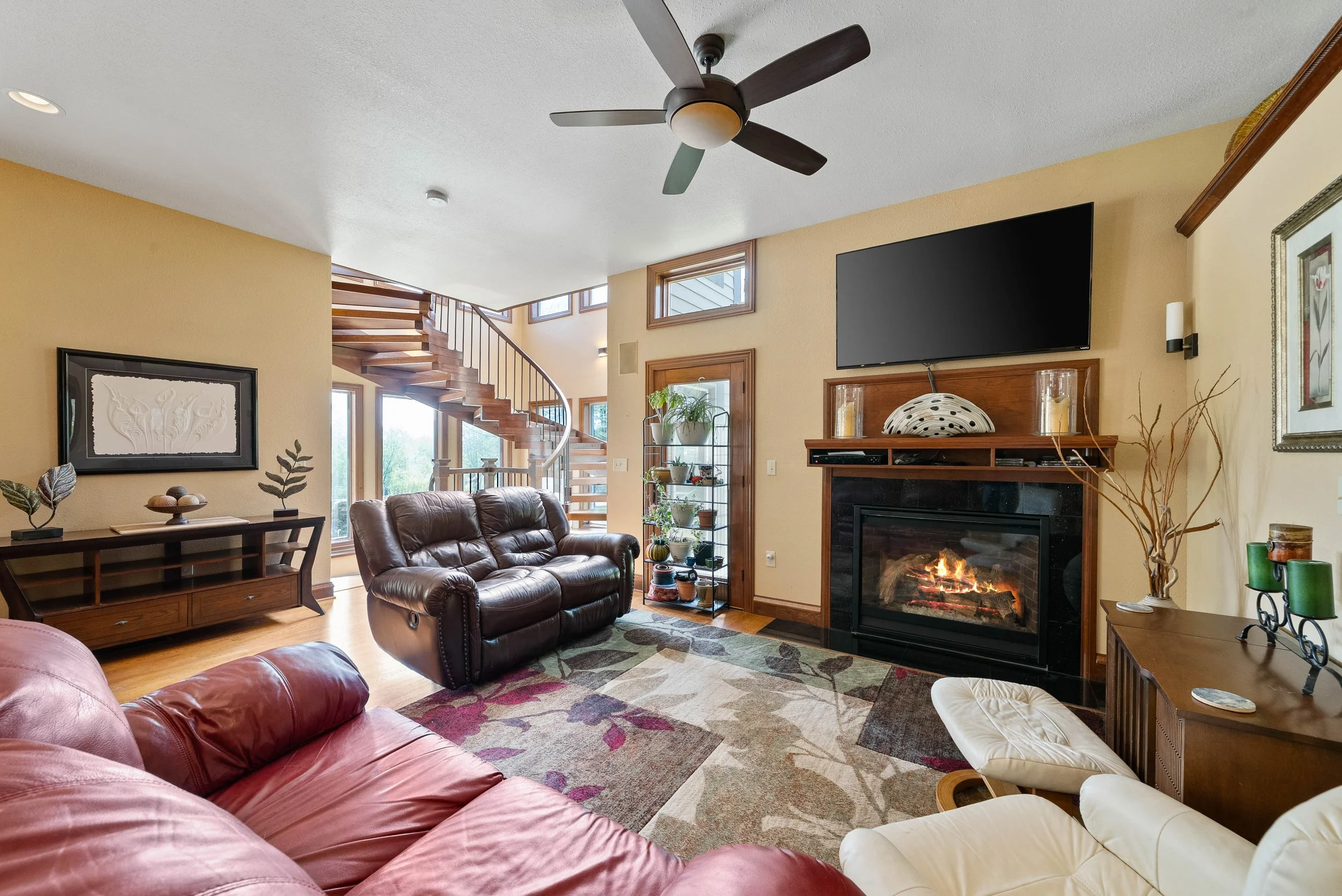 Family Room.jpg