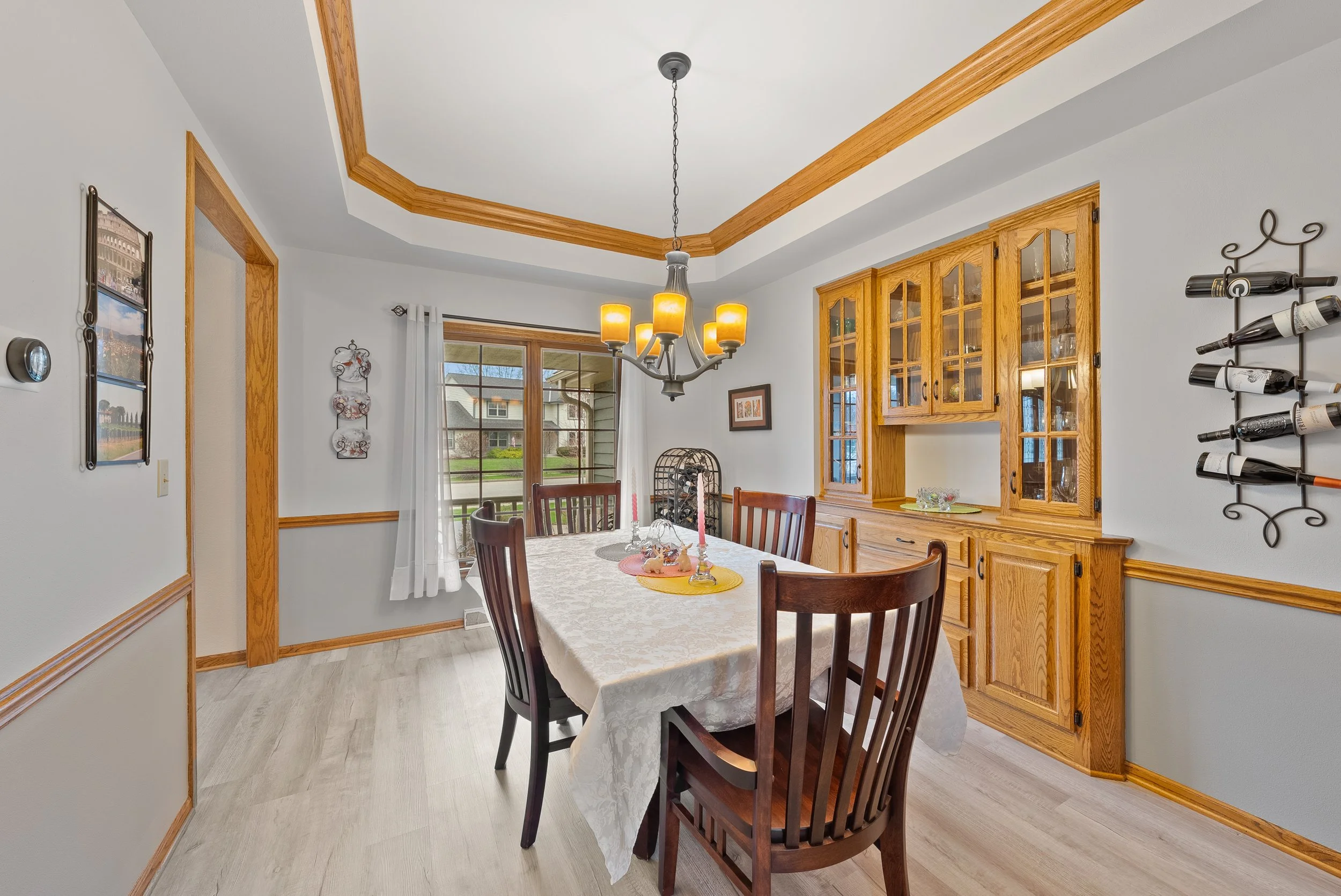 Dining Room.jpg