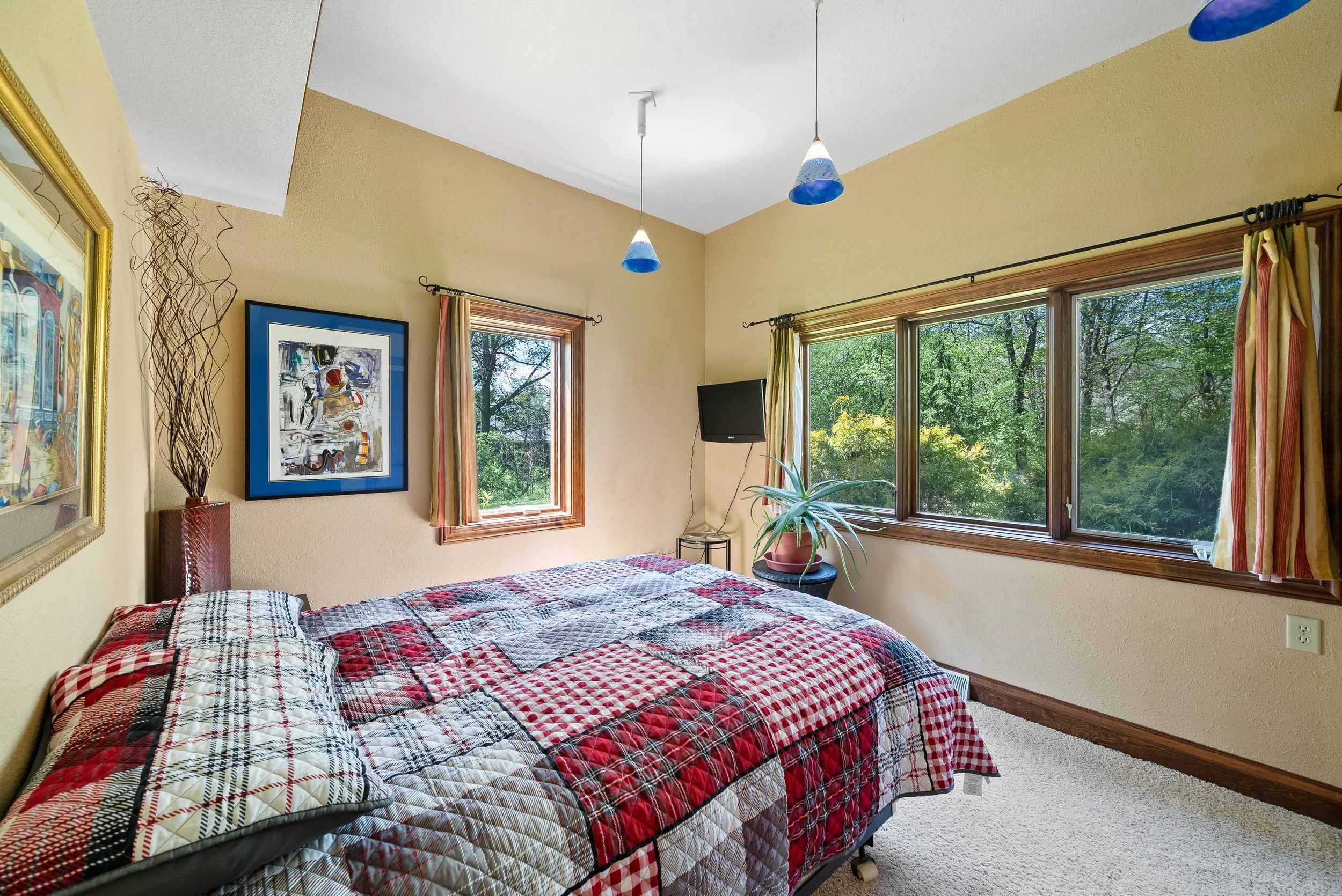 Bedroom.jpg