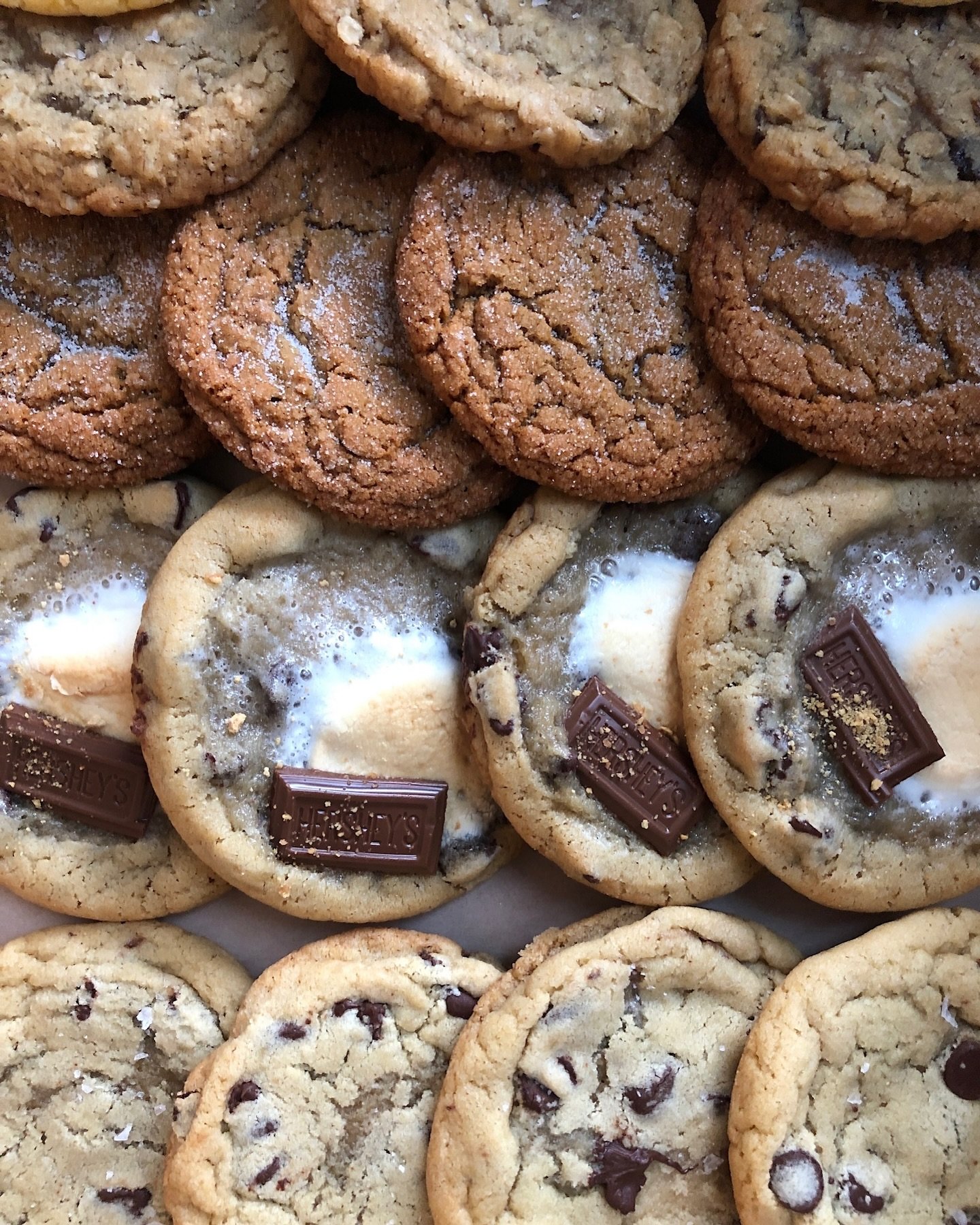 Get ready for the weekend with your favorite cookie 🍪 😋 

Stop by our Madrona Bakeshop and stock up for the weekend. With our variety of great tasting cookies, there&rsquo;s a cookie for everyone. Have a great weekend! 

📍 1123 34th Ave Seattle, W