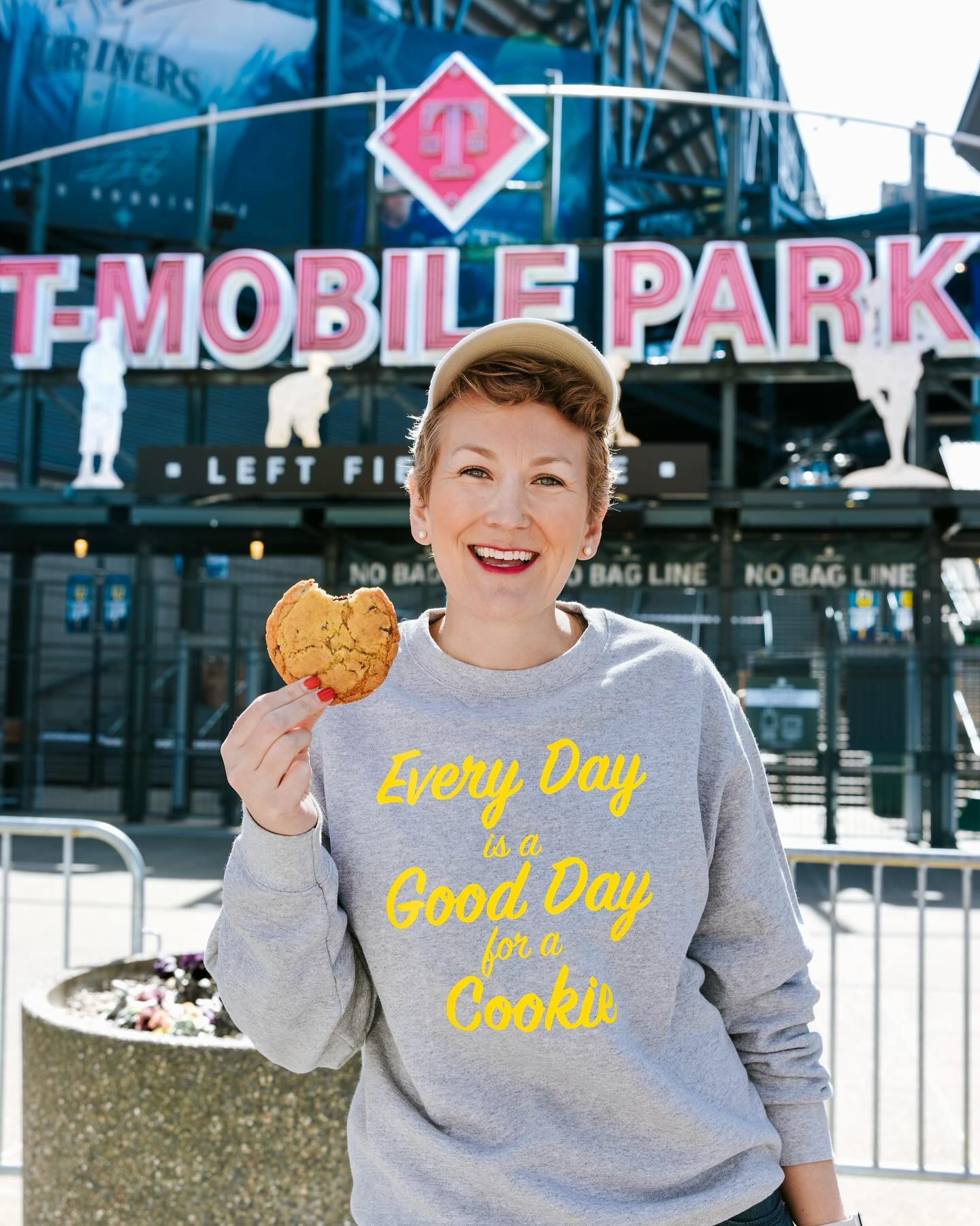 We&rsquo;re back @tmobilepark after a stadium wide sold-out Opening Day and packed weekend! Who&rsquo;s joining us for tonight&rsquo;s @mariners game?? Sunshine, baseball and freshly baked cookies, there&rsquo;s no better combo! 🍪⚾️☀️

We just dropp