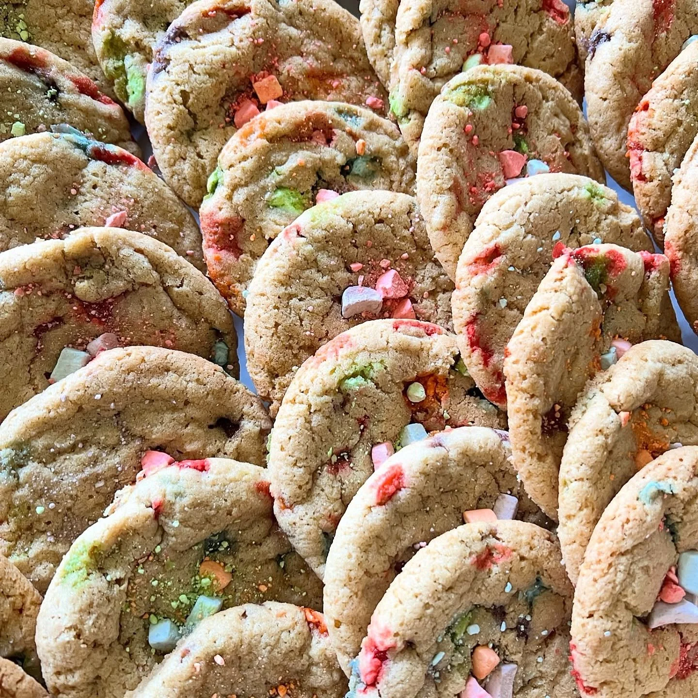 🍀✨ They&rsquo;re magically back✨🍀

It&rsquo;s March 1st and our Lucky Charm Cookie has officially arrived 🍪 

A buttery sugar cookie loaded with Lucky Charms marshmallows, then finished with an extra sprinkle of charms on top for that nostalgic ma
