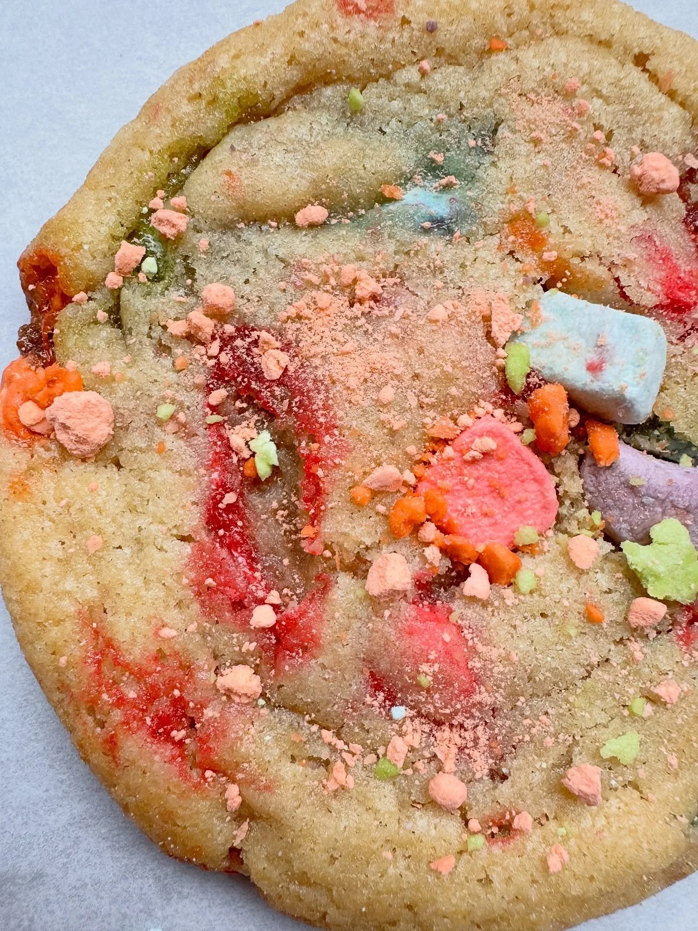 Feeling lucky? You will be come March 1st 🍀✨

March&rsquo;s featured cookie is almost here&hellip; and let&rsquo;s just say this one might be your new Lucky Charm 😉🌈

Soft, magical, and packed with a little extra fun. Set your reminders, this one 