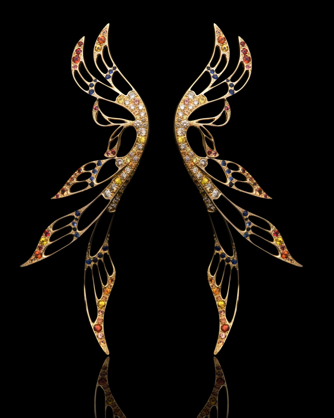 Ala de Luz earrings, desert diamonds, sapphires, 18k gold