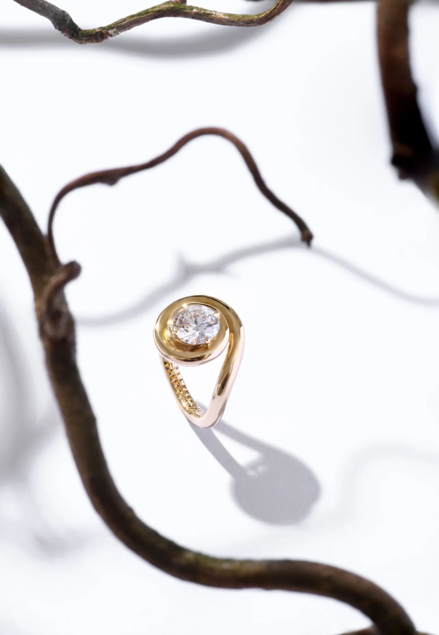 CAPUCINE H - One-of-a-kind High Jewelry & Collectible Fine Jewelry