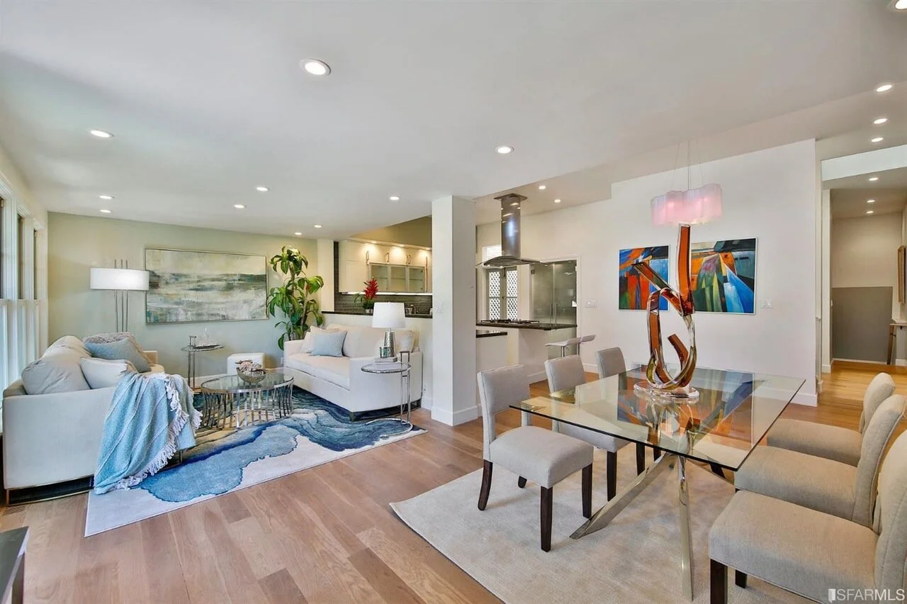 TheLuxuryStagingRealtor.jpg
