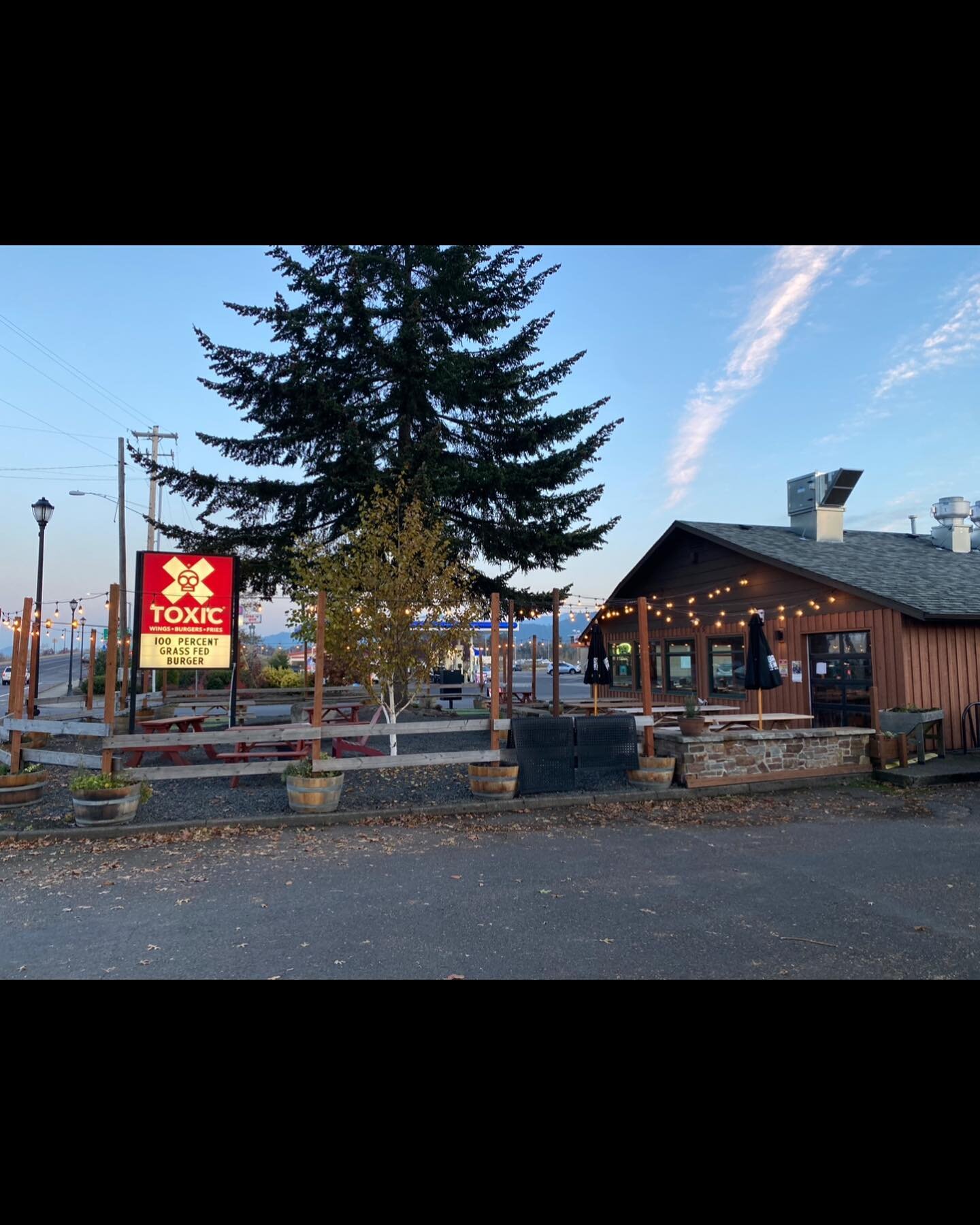 We&rsquo;re still having a blast at Toxic Burger in Creswell. Looking forward to the large outside seating area once the weather warms up! And don&rsquo;t forget to visit our amazing neighbor @ducspond. #restaurant #burger #chicken #sandwich #wings #