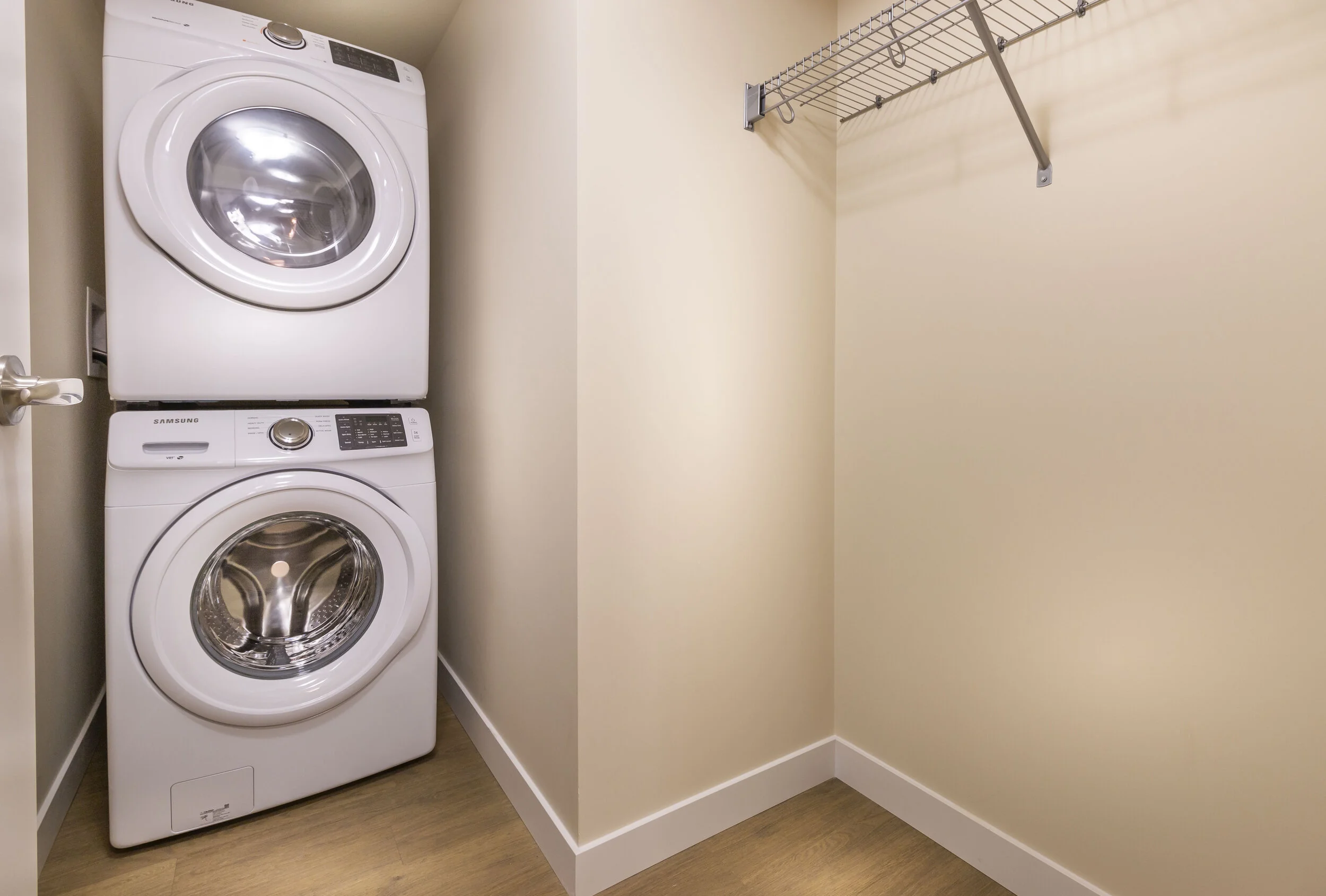 One Bedroom for Rent — Edgewood Estates