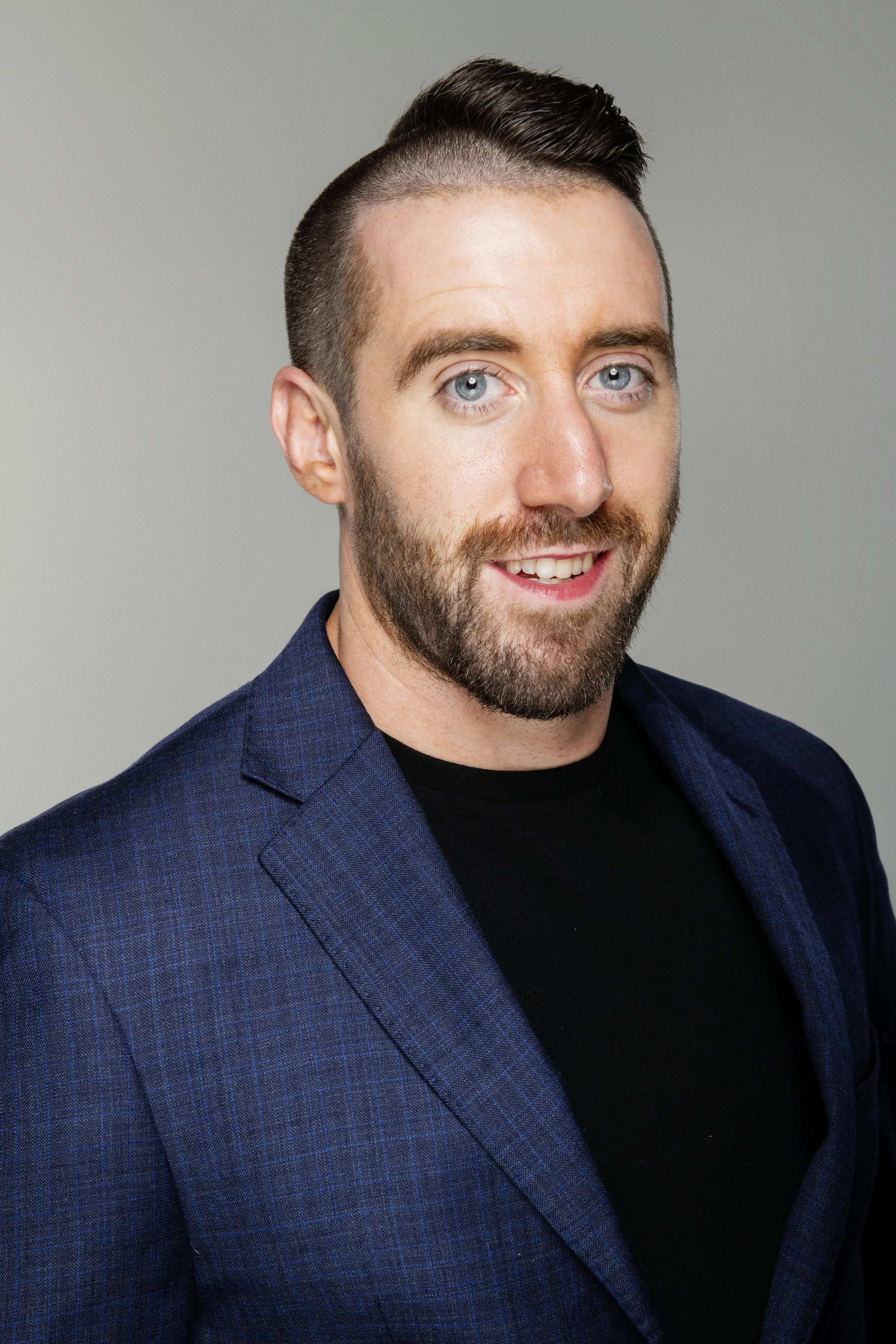CJBusinessHeadshot1.jpg