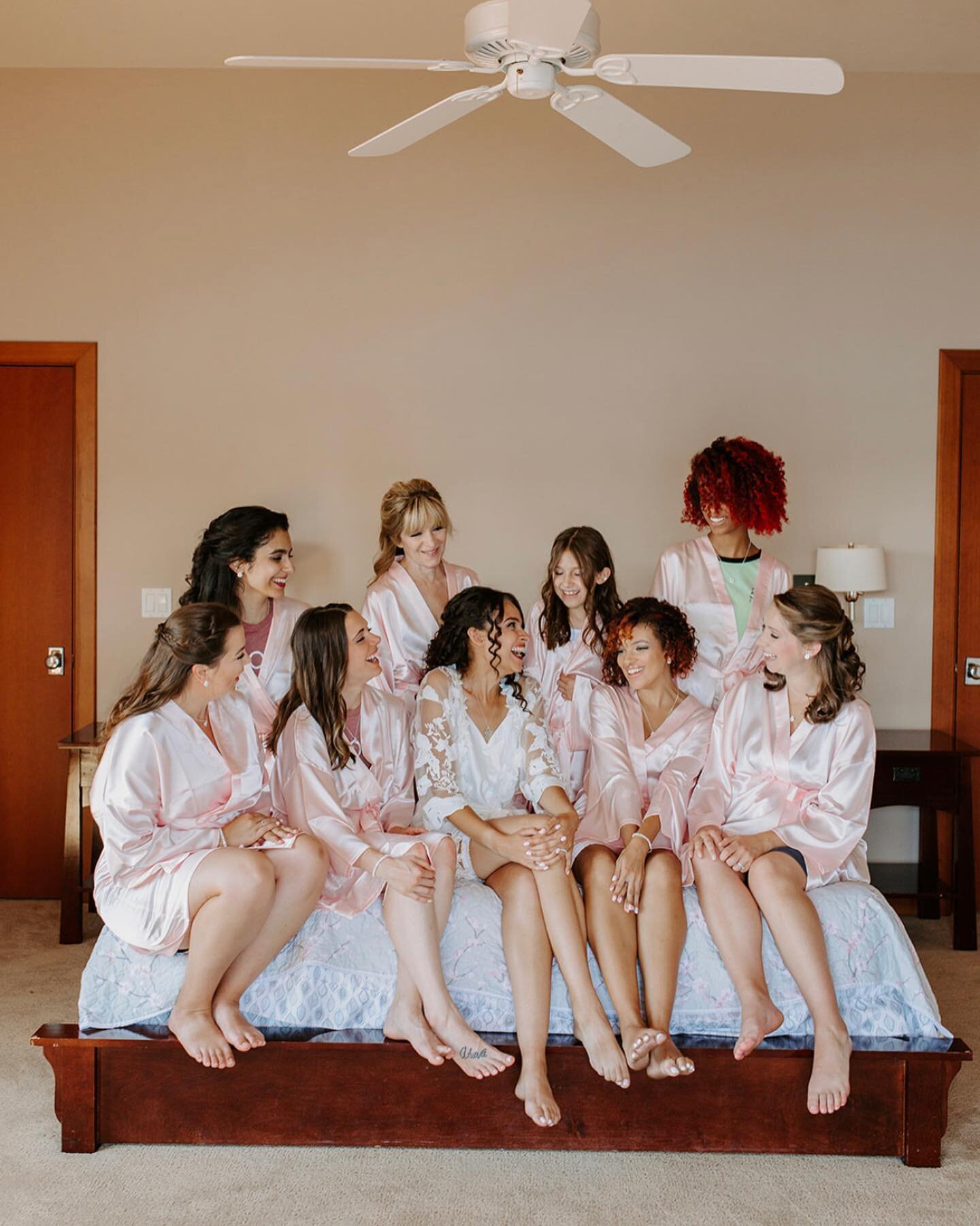 Let&rsquo;s hear it for the girls! 🥂

10/10 recommend taking some time from getting ready to take some cute robe pics! A little before and after moment can he so so fun and you get to celebrate with your besties!

#weddingphotography #gettingready #