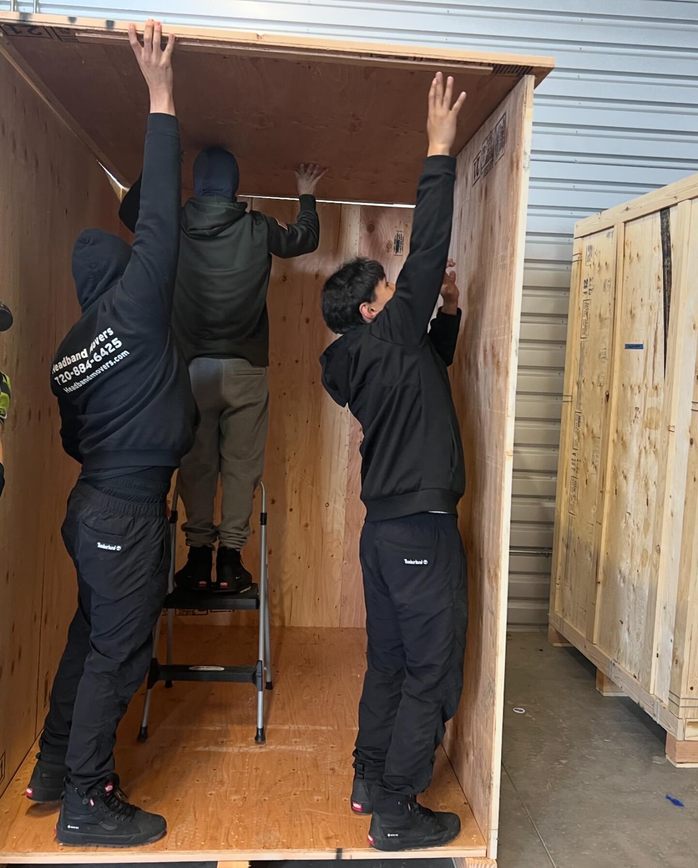 📦 Looking for Long-Term Storage Solutions? 🏠

At Headband Movers, we understand that finding a reliable place to store your belongings for the long haul can be stressful. That&rsquo;s why we&rsquo;re proud to offer our specialized Vaulting Services