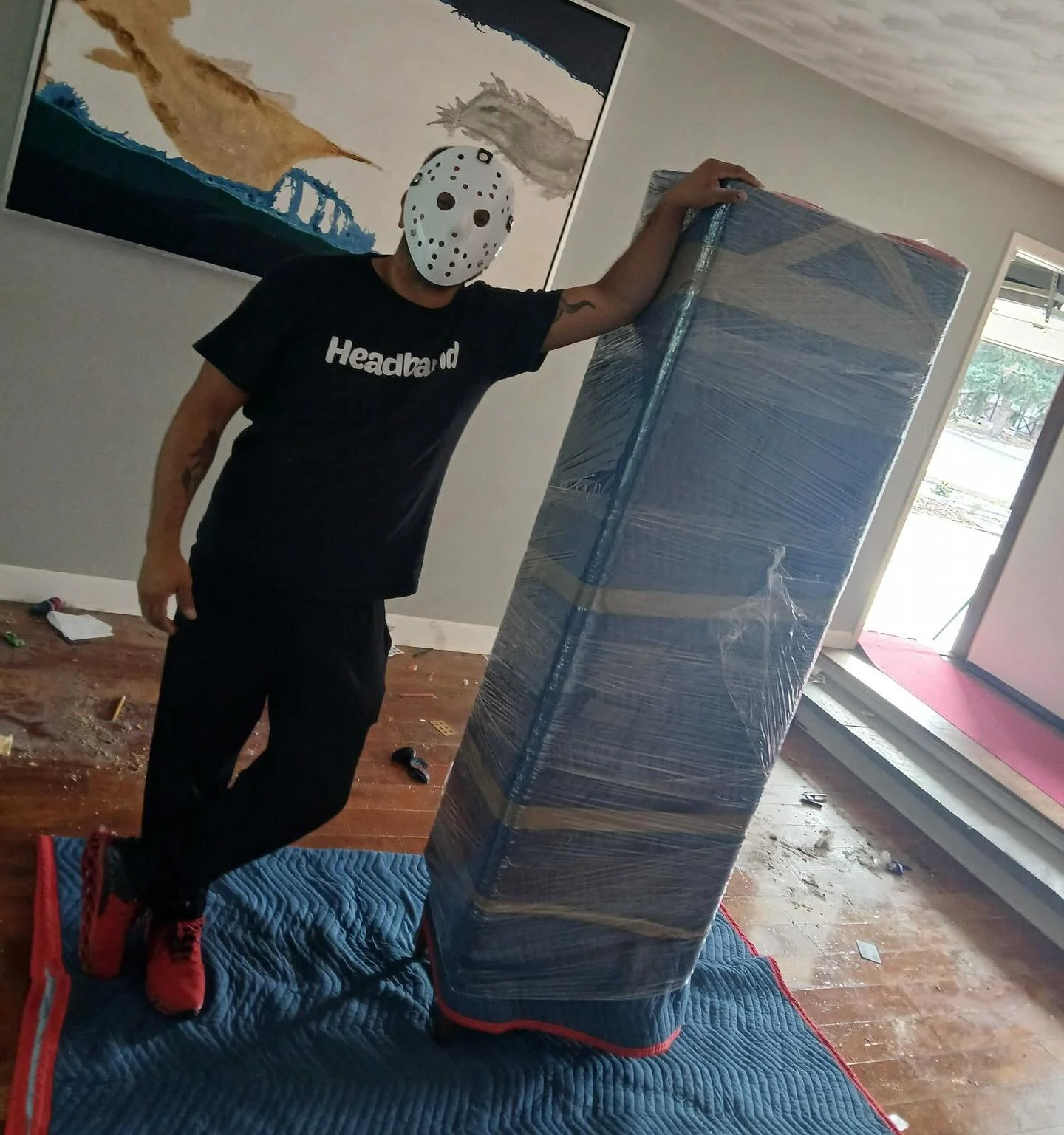 Moving doesn’t have to be scary! Give us a call today for your free moving quote. 
#headbandmovers #denverhomes #denverrealestate