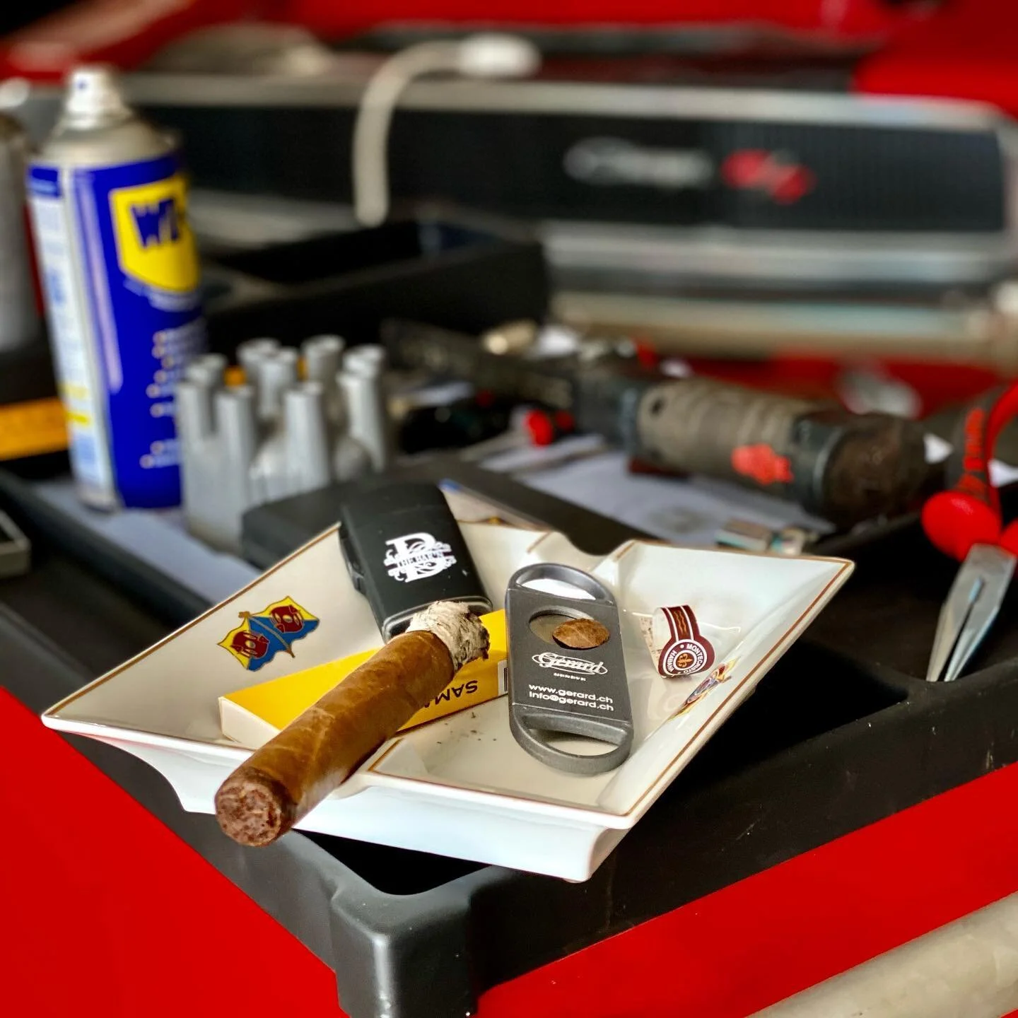 🔥#work in #progress 🔥
#mechanic #cigar &amp; #wd40 
*.*.*.*.*.*.*.*.*.*.*.*
#💨 💨💨💨 #🇨🇭 🇨🇭🇨🇭🇨🇭
#cigars #montecristo #n4 #cigarlover #cigarsofinstagram #cars #cigarsandcars #dodge #68charger #dodgecharger #bigblock #vintagedecor #tools #s