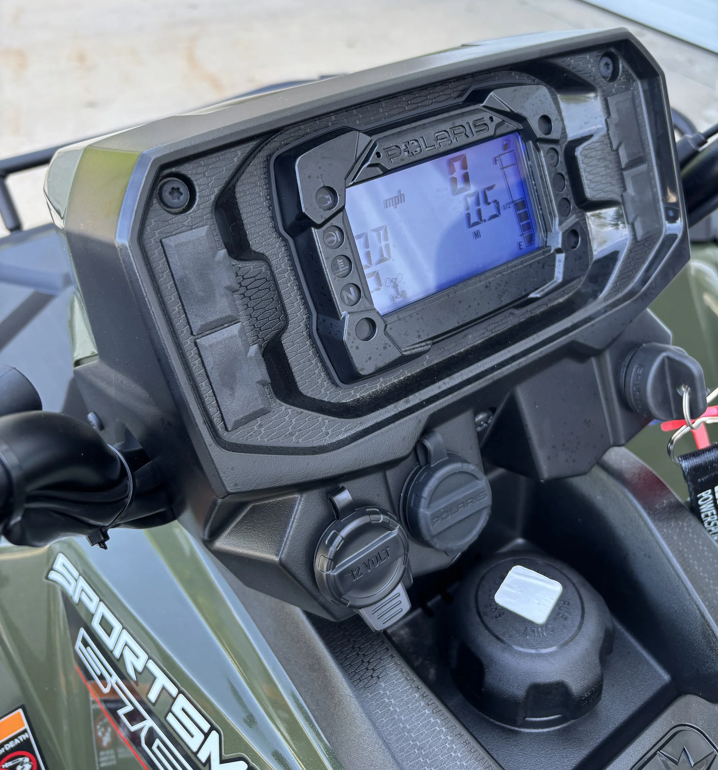 Polaris Sportsman Driver Display.jpg