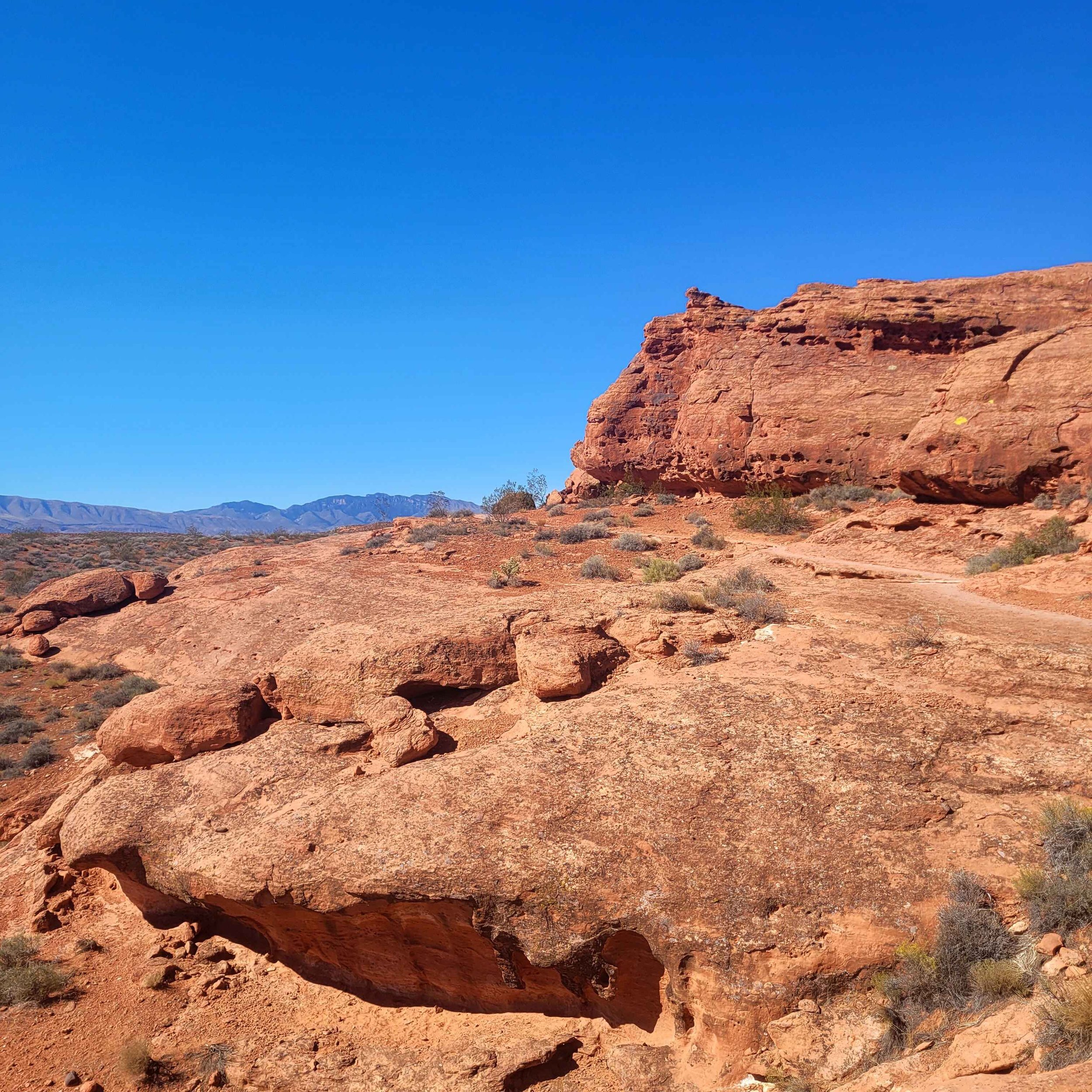 3 Must-Go Hikes In Utah