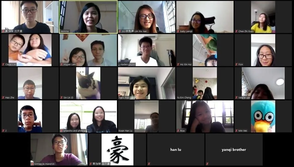 How are the Omni class students coping during HBL?