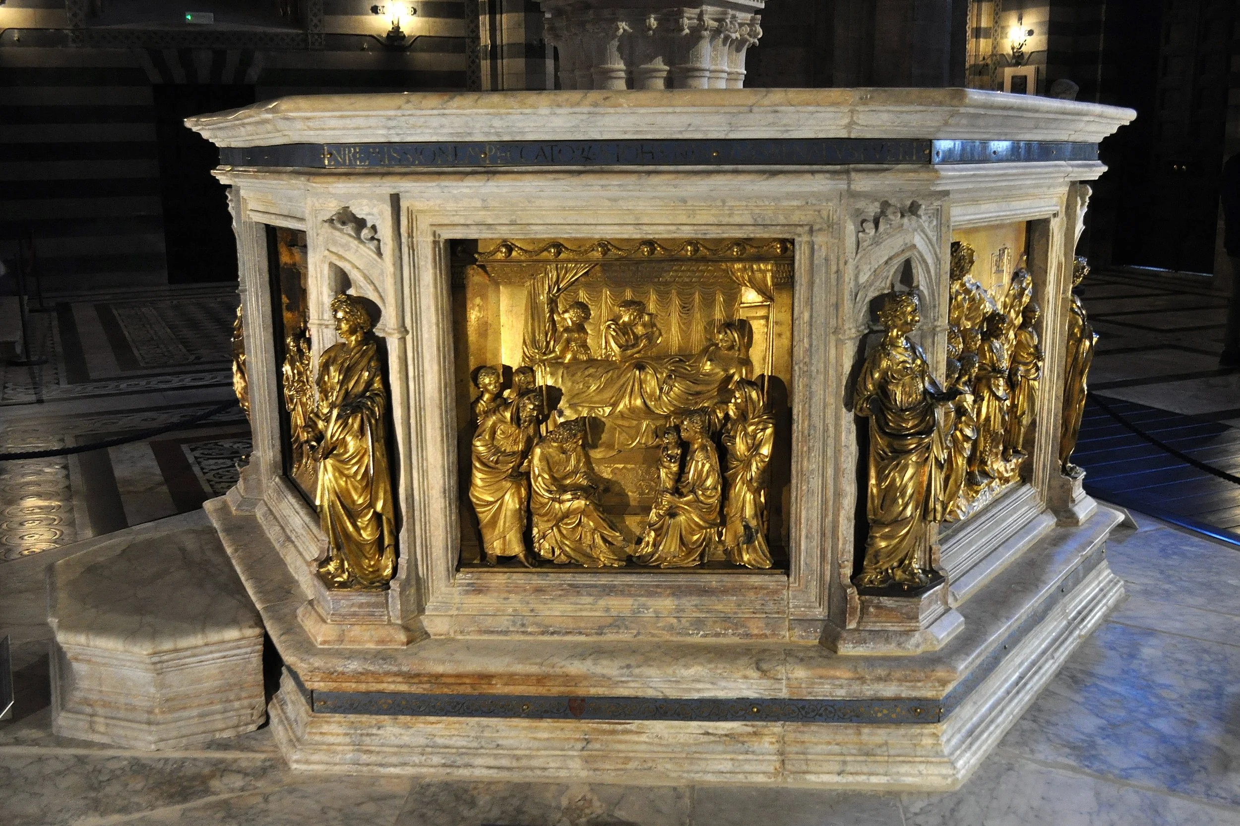 2025 - 12 - 422 Capodanno a Siena.JPG