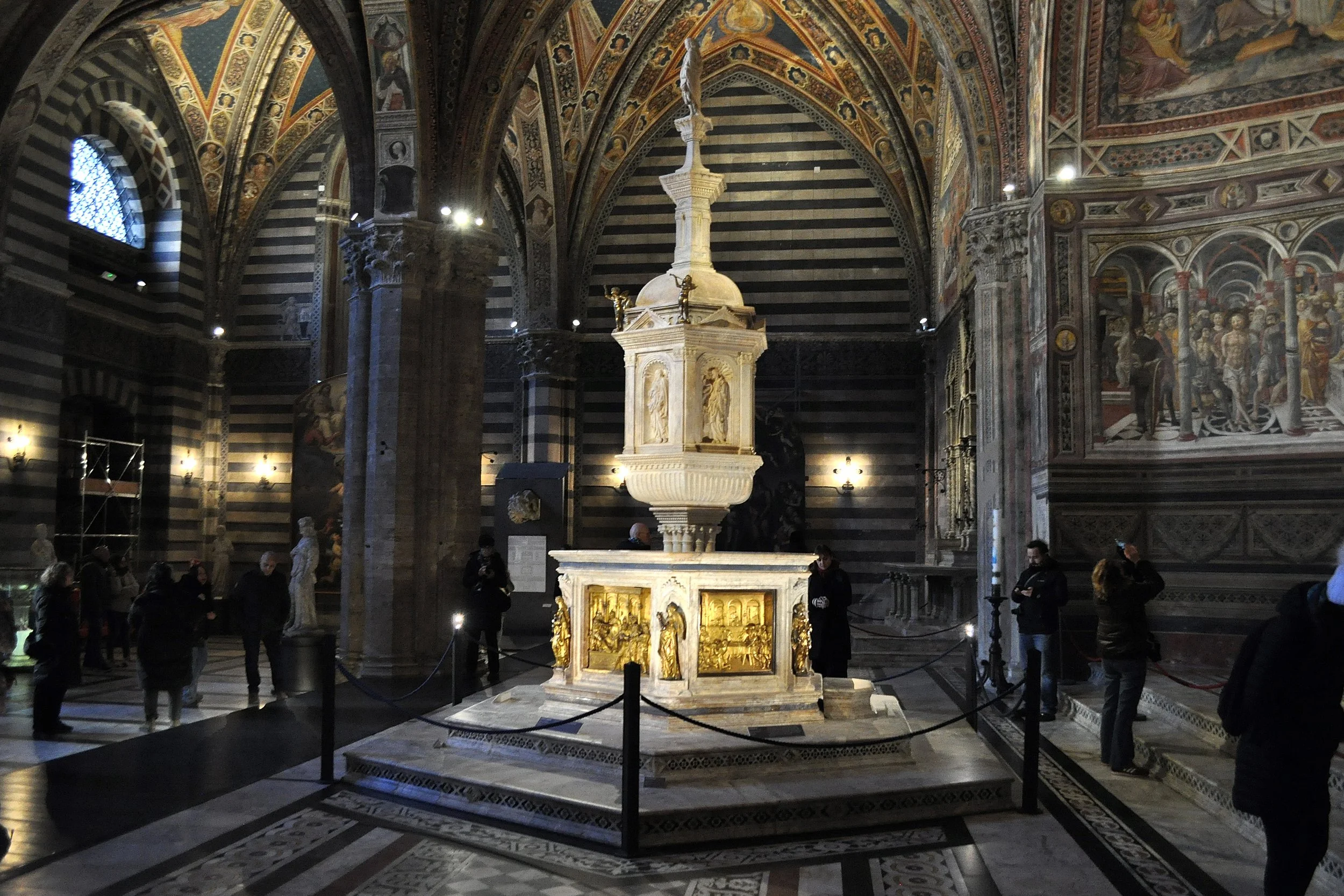 2025 - 12 - 424 Capodanno a Siena.JPG