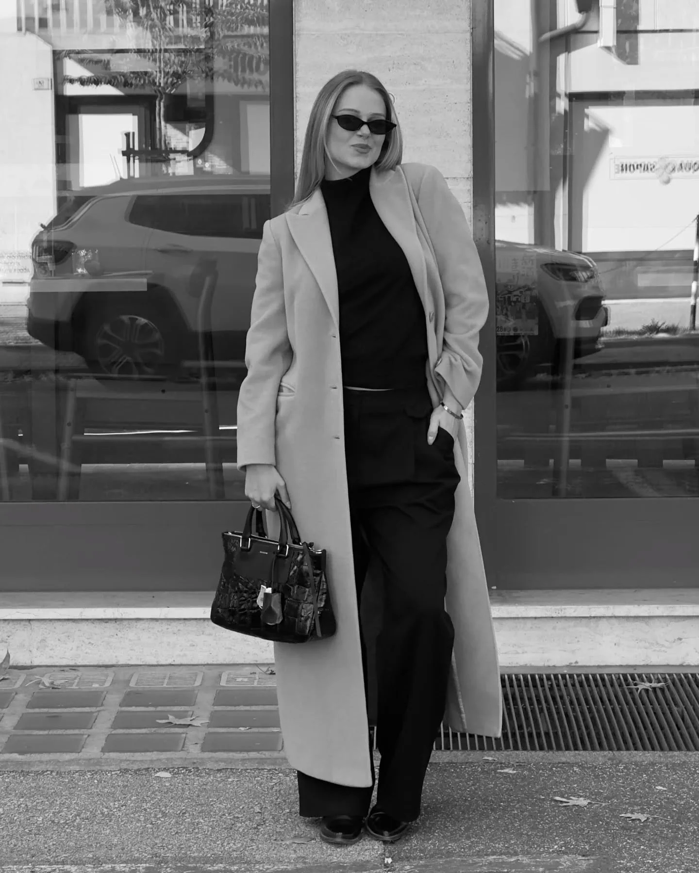 Seasonal style codes &ndash; beautiful @isabel_dialer with our new Liv bag 
#livbag #profanterbags