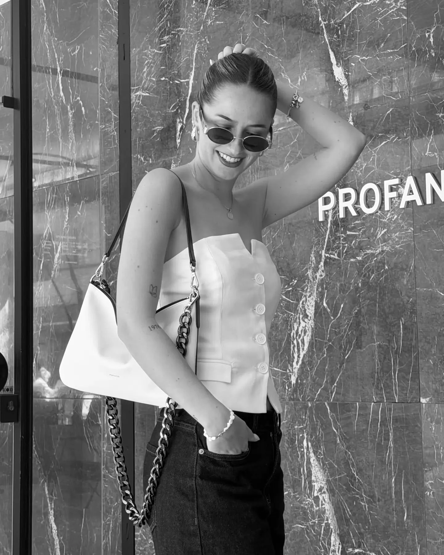 A timeless Profanter classic &ndash; the Tessa bag as seen on charming @sarah_obrhamr 
#tessabag #profanterbags