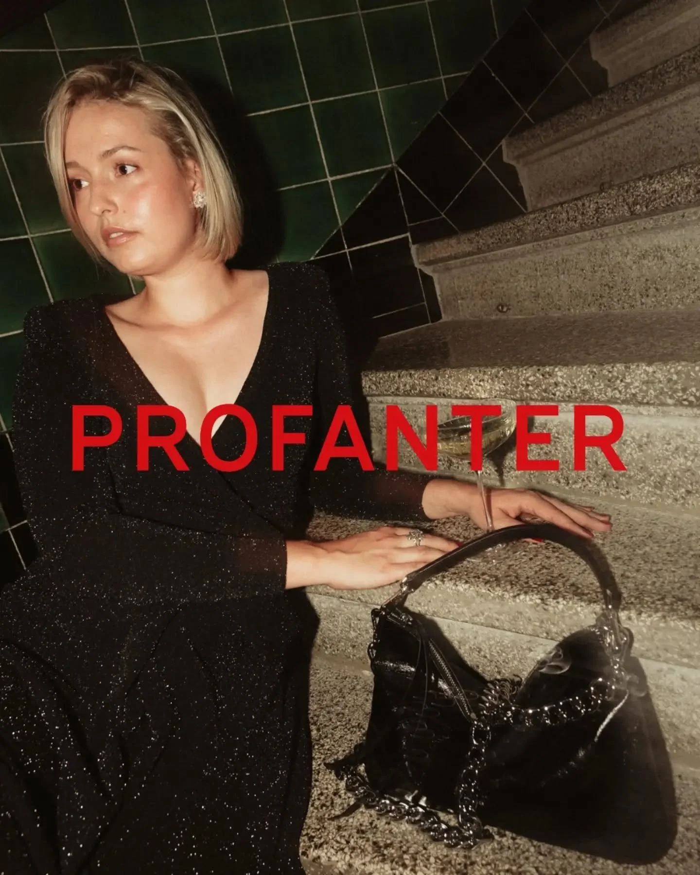 FALL WINTER 26 
@tanjagoetsch WITH THE JADE BAG
PHOTOGRAPHED BY @mirkosphoto.s 
JUNE 2026
VAHRN, VILLA MAYR 
#ProfanterFW26 #profanterbags