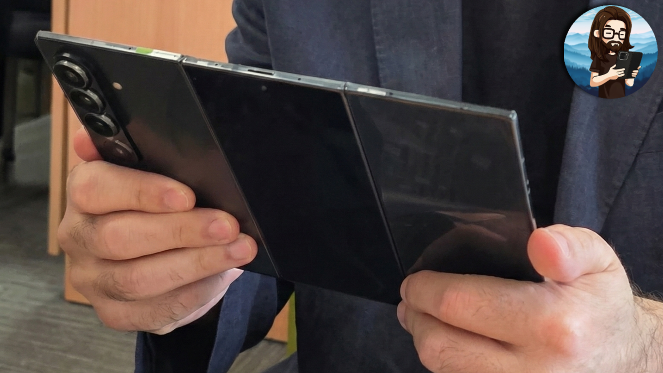 Galaxy Z TriFold Prototype Hints at Scrapped "Ultra" Camera Setup