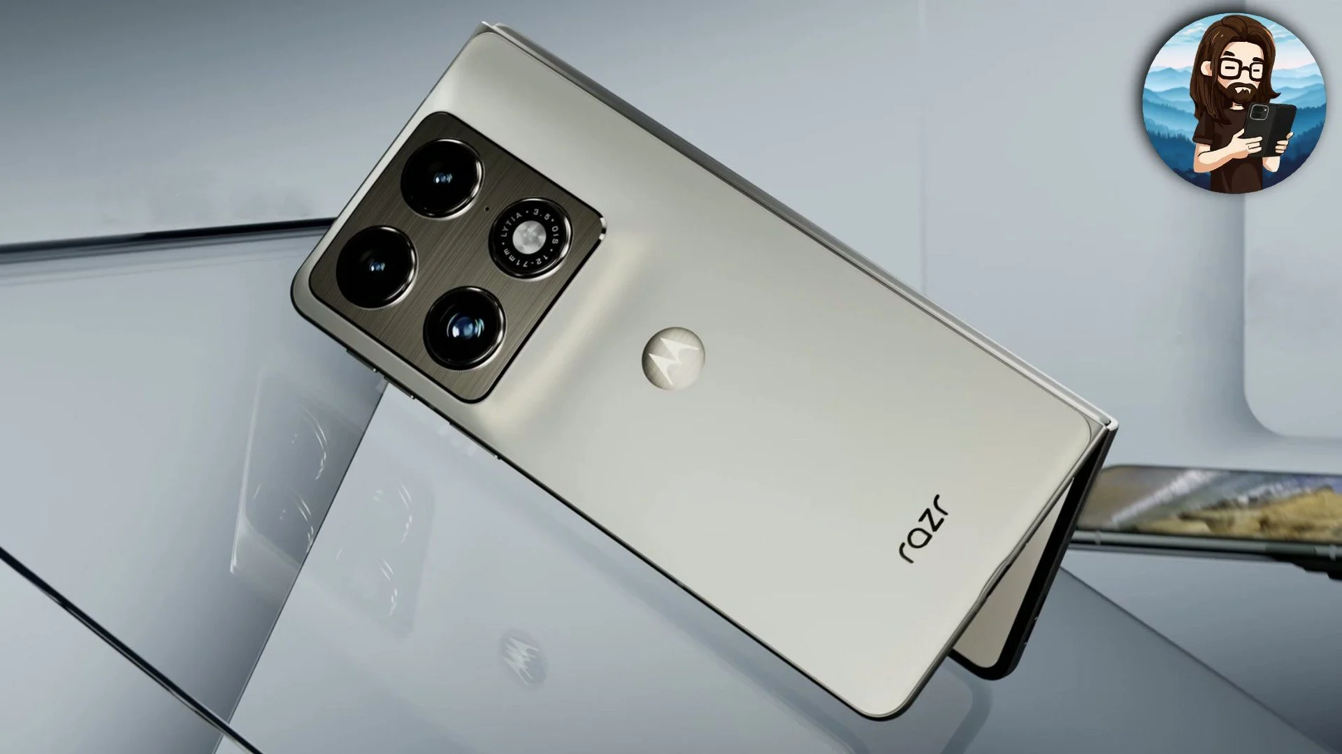 Half of US Foldables are from Moto and That Bodes Well for the Razr Fold