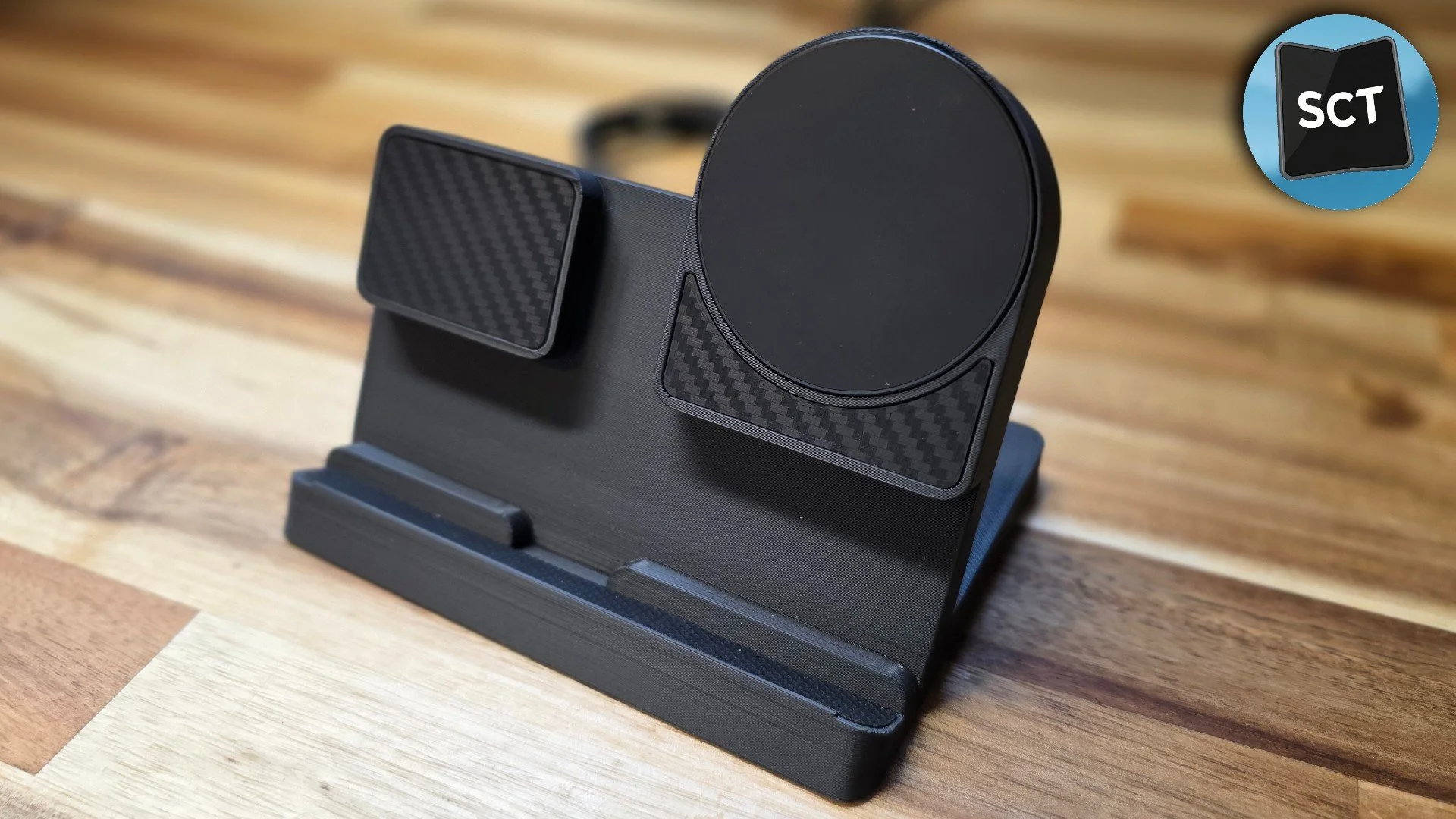 My Favorite Galaxy Z Fold Charging Stand Just Got a Lot Better