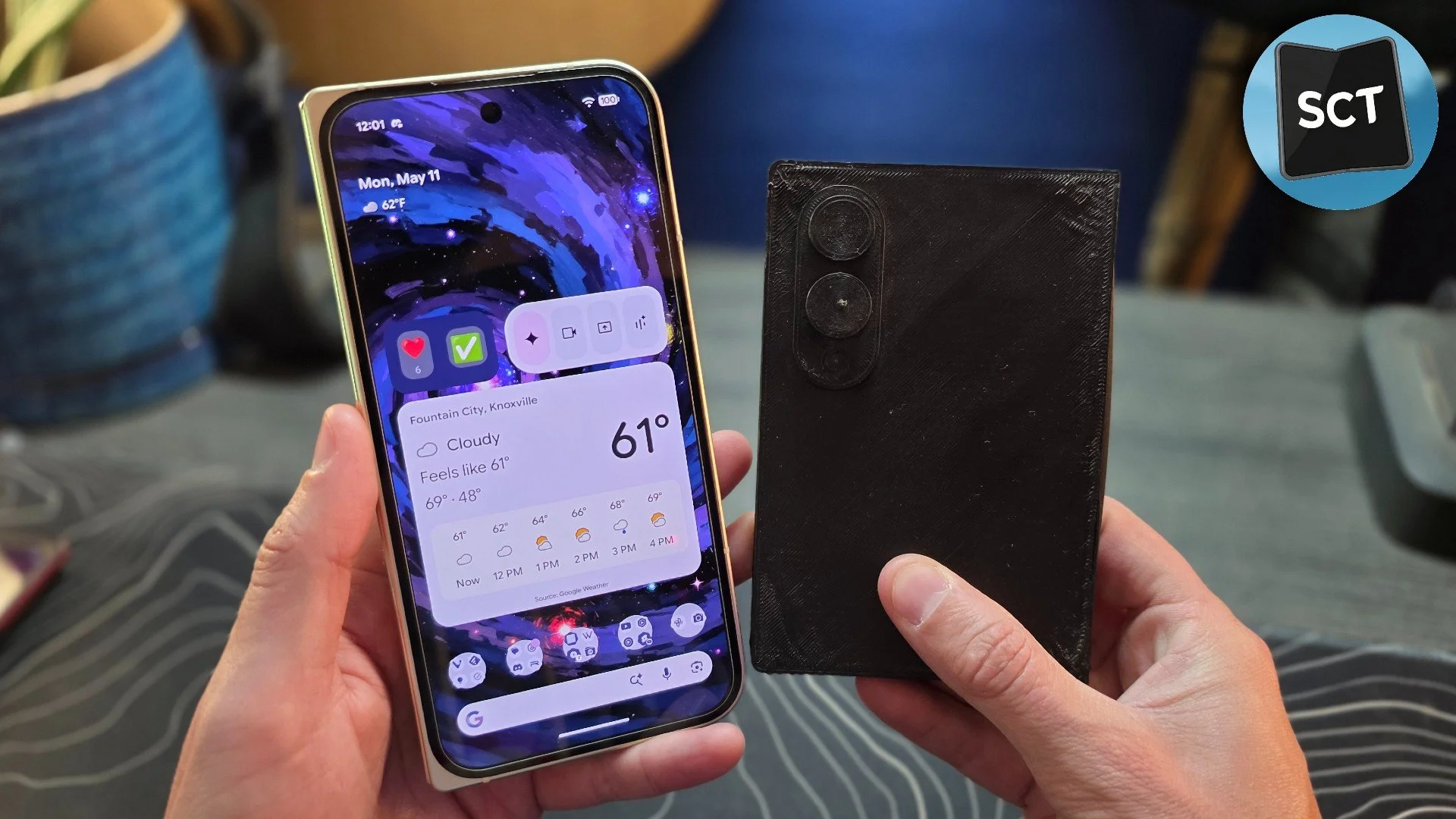 Foldable Phone Cover Displays Should Be One-Handable