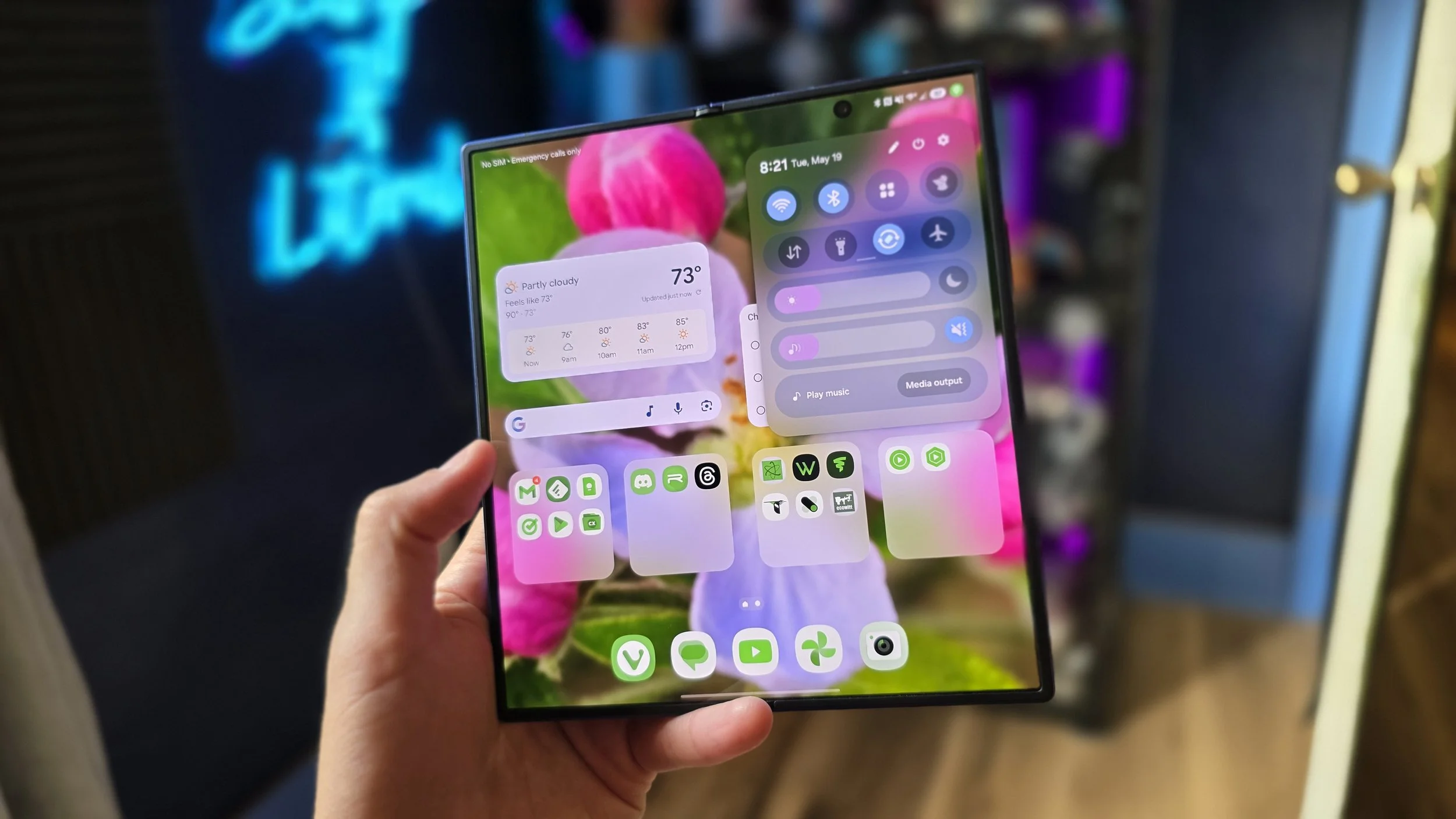 Galaxy Z Fold 8 Might Be Crazy Thin &amp; Light, While Missing One Big Feature