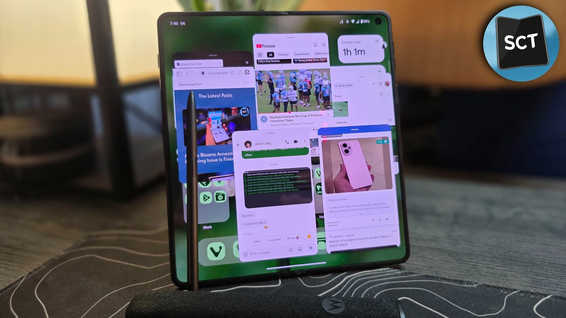 Moto Razr Fold Multitasking and Productivity Deep Dive