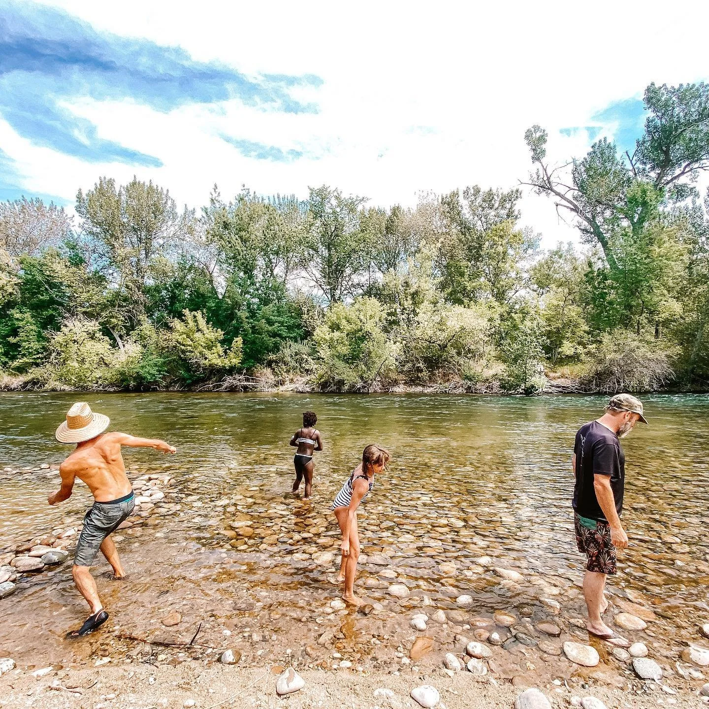 Don't question your ability to teach your child. Question putting your child into the same system that left you feeling incapable of teaching your child. ✨

#theoneroomschool