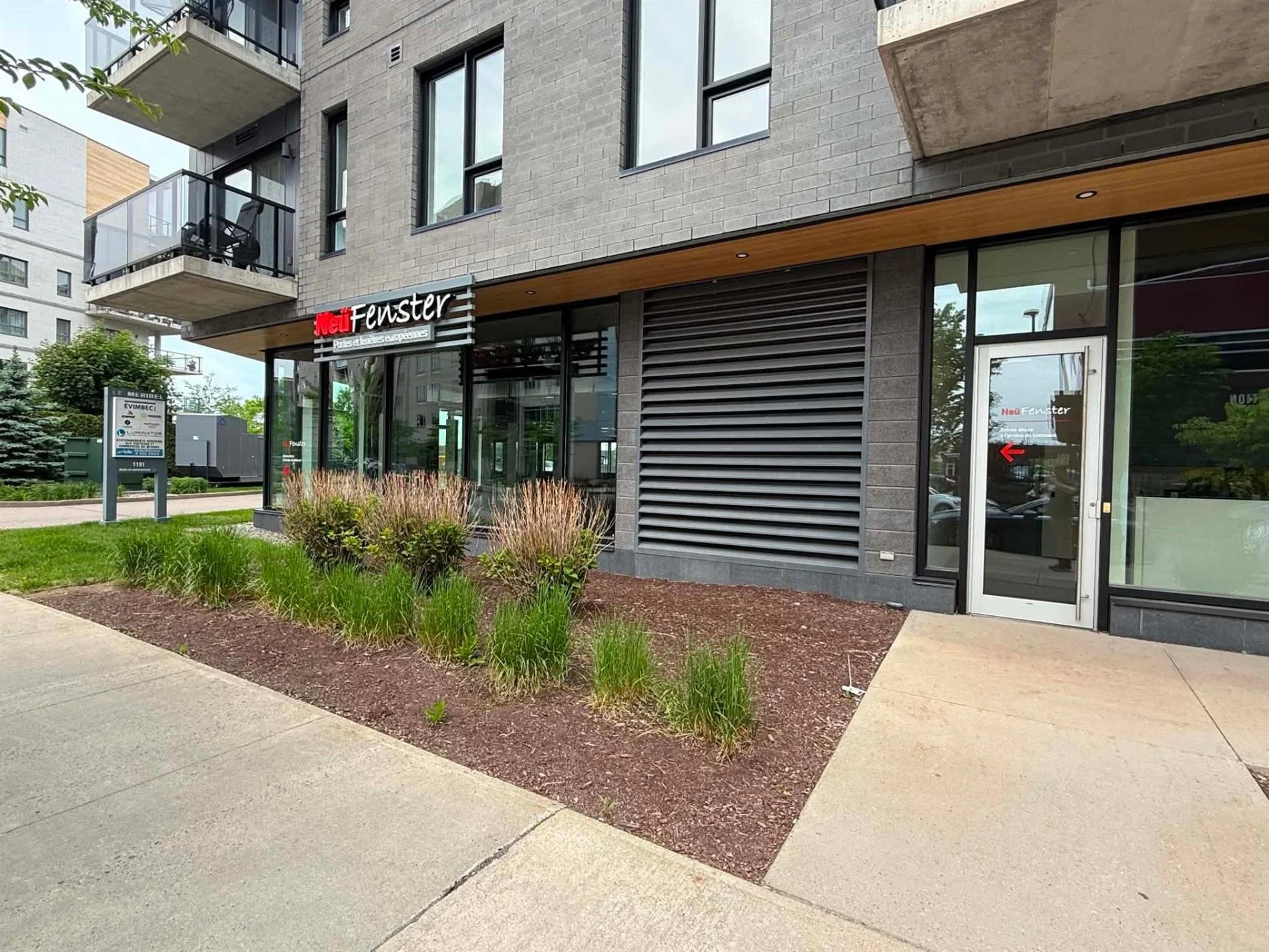 1191 Rue de Courchevel, local 101, Lévis (Les Chutes-de-la-Chaudière-Est), Chaudière-Appalaches près de Rue Ernest-Lacasse À LOUER

Espace à louer situés au RDC d'un immeuble multi-résidentiel récent au coeur du quartier Costco de Saint-Romuald. Espa